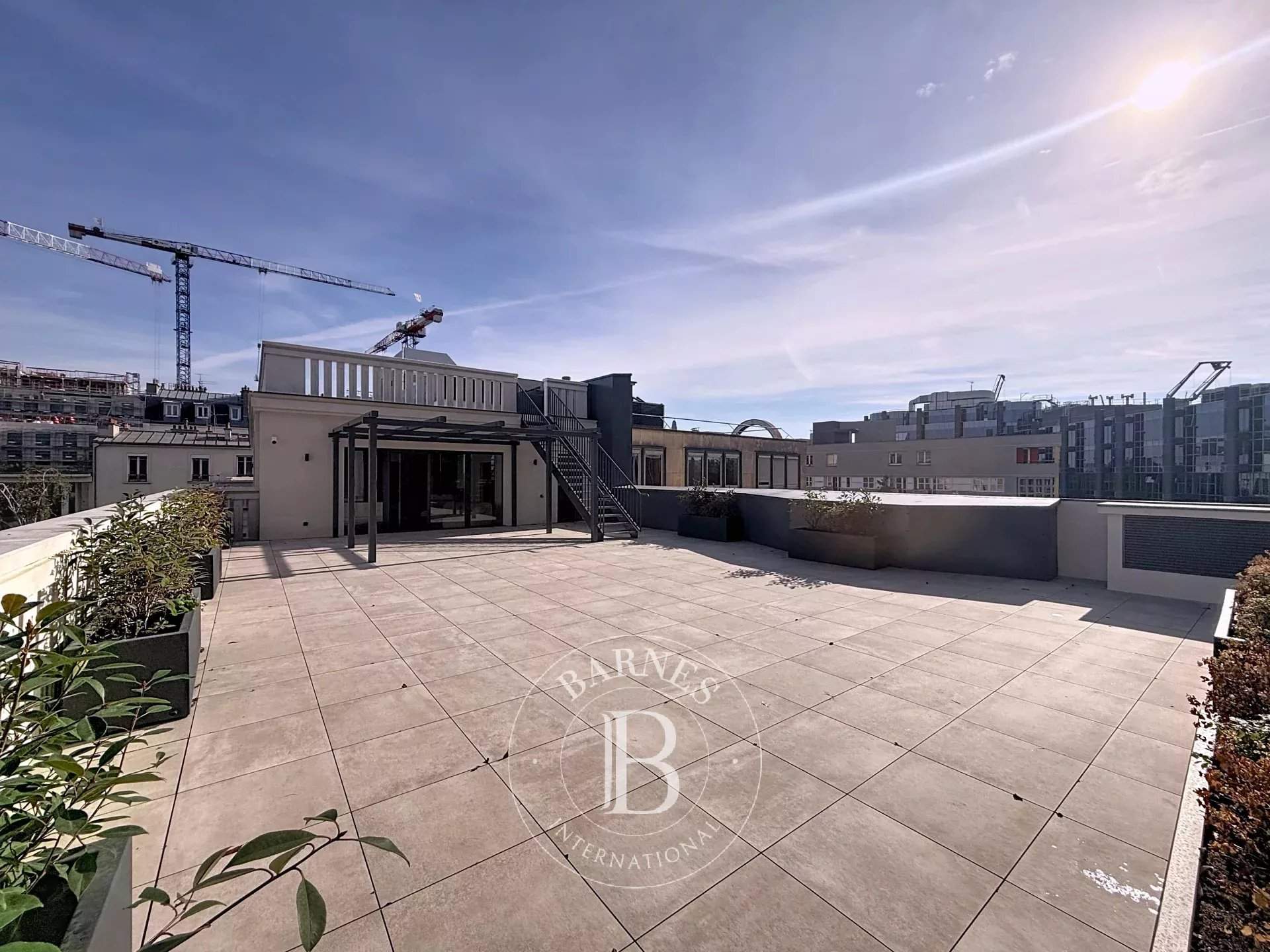 Levallois-Perret  - Appartement 5 Pi&egrave;ces 4 Chambres - picture 2