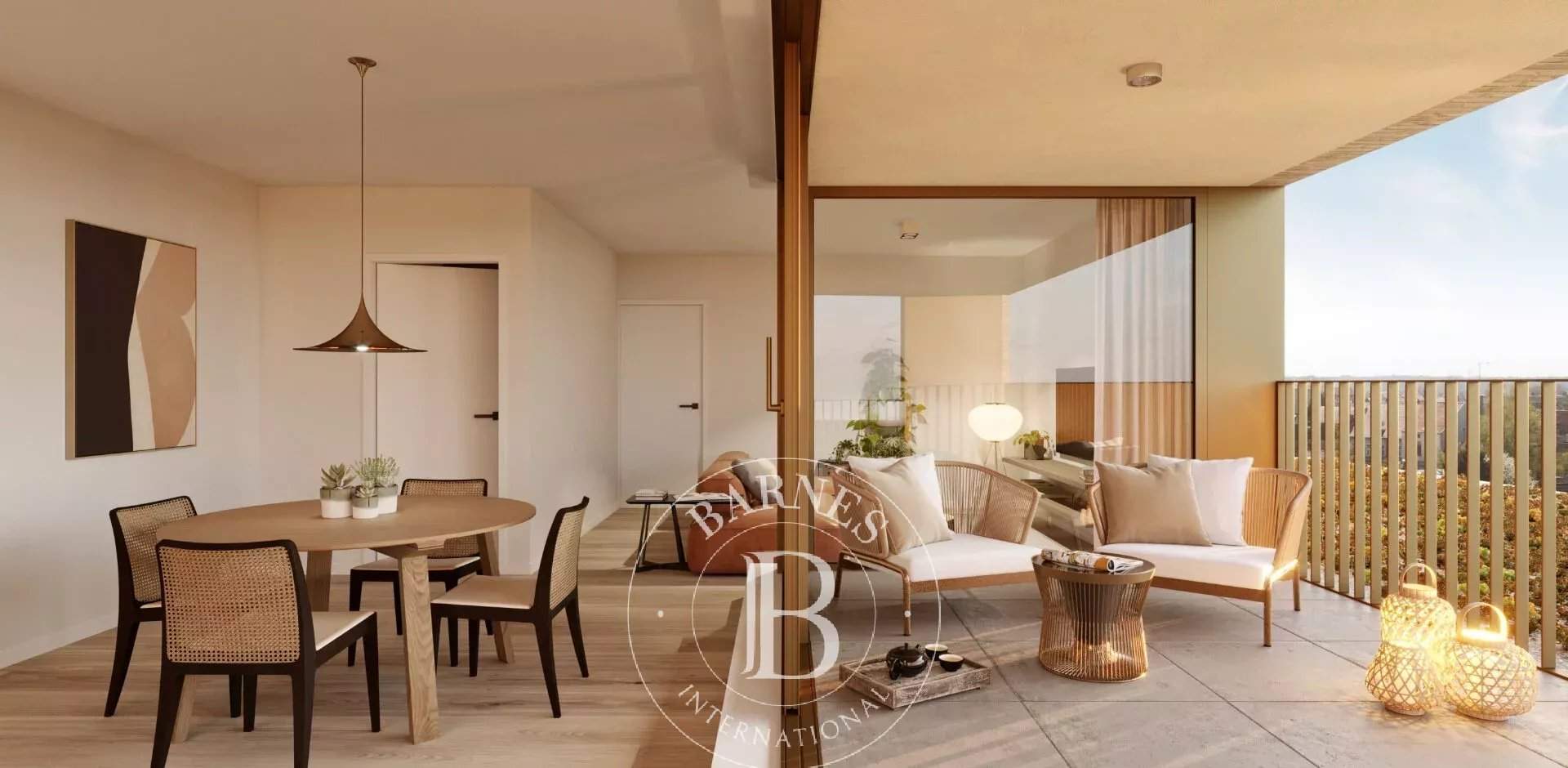 Paris  - Appartement 4 Pi&egrave;ces 3 Chambres - picture 1