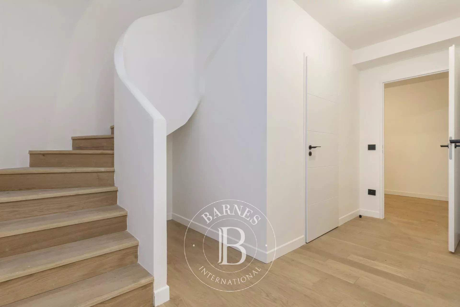 Neuilly-sur-Seine  - Appartement 6 Pi&egrave;ces 4 Chambres - picture 9