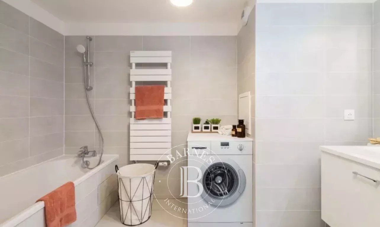 Suresnes  - Appartement 4 Pi&egrave;ces 3 Chambres - picture 7