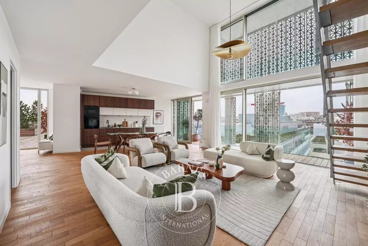 Paris  - Appartement 5 Pi&egrave;ces 4 Chambres - picture 1