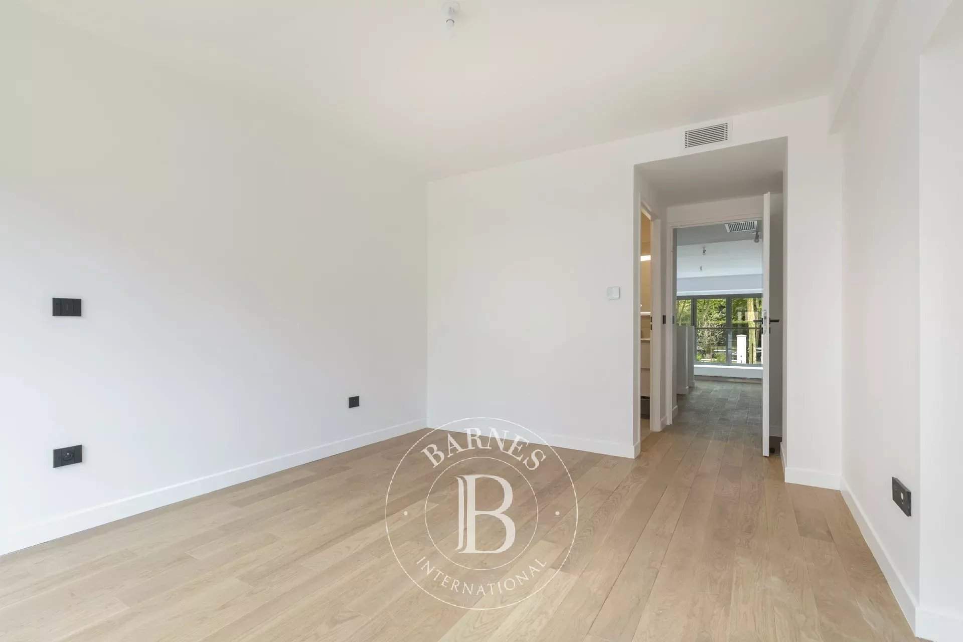 Neuilly-sur-Seine  - Appartement 6 Pi&egrave;ces 4 Chambres - picture 14