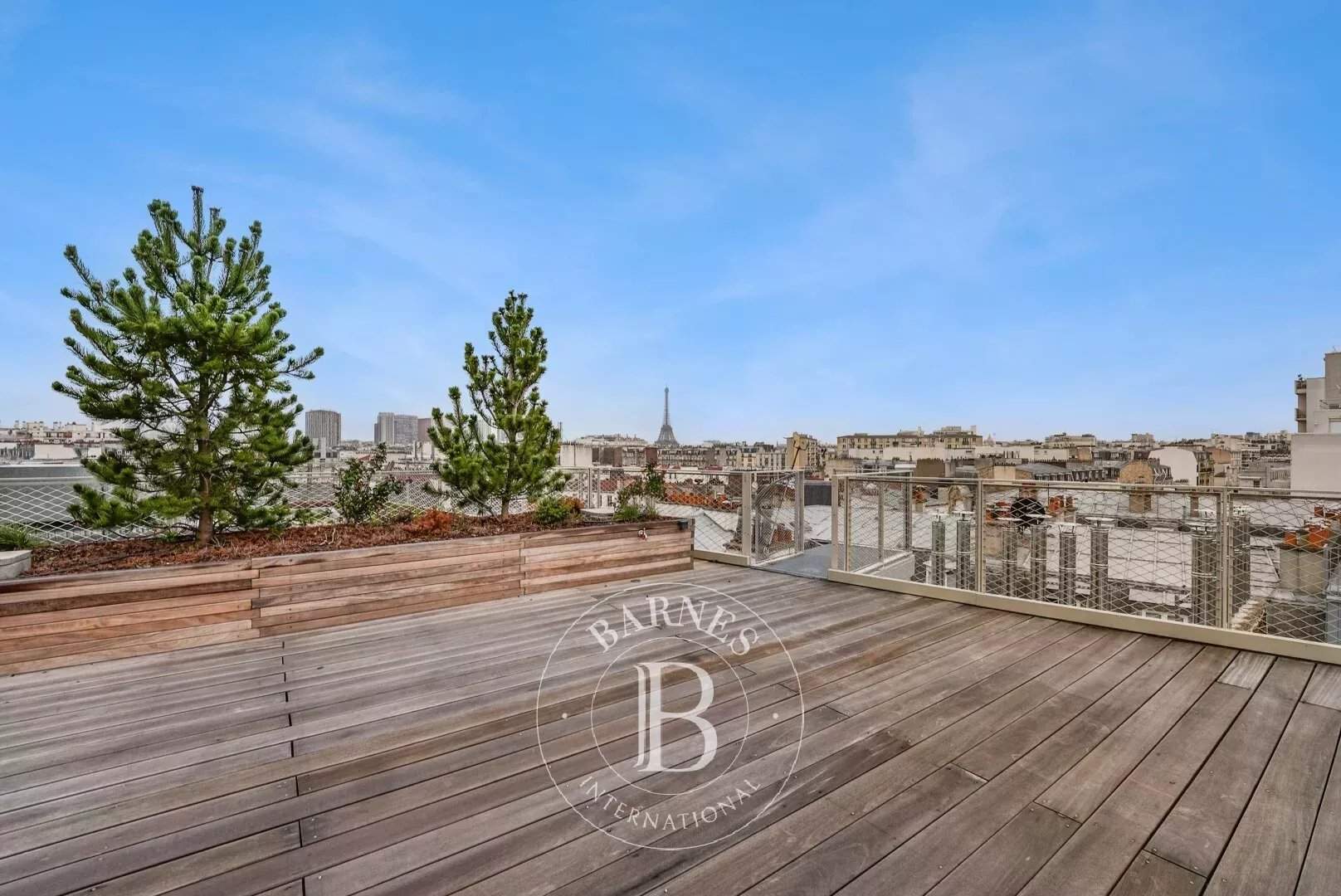 Paris  - Appartement 5 Pi&egrave;ces 4 Chambres - picture 1