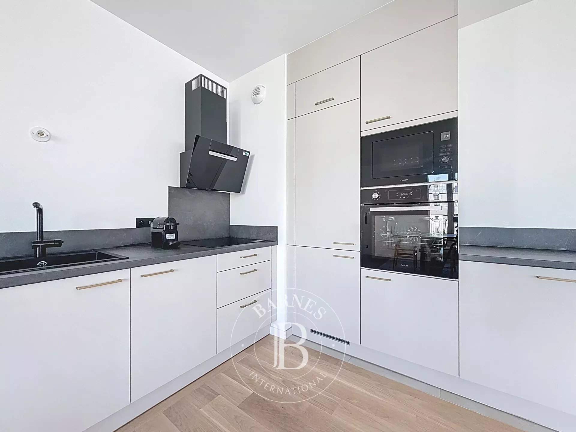 Levallois-Perret  - Appartement 5 Pi&egrave;ces 4 Chambres - picture 11