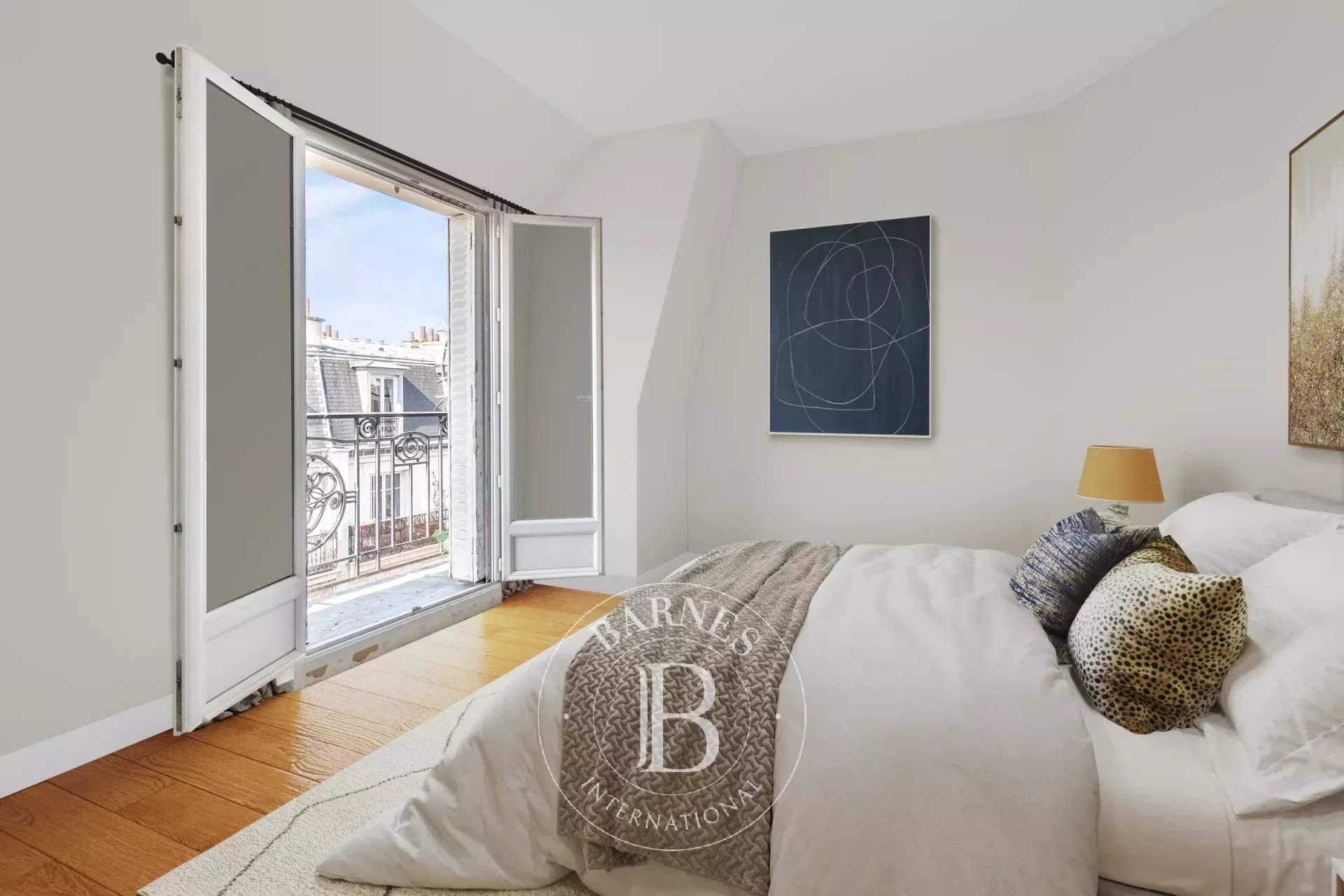 Paris  - Appartement 4 Pi&egrave;ces 3 Chambres - picture 4