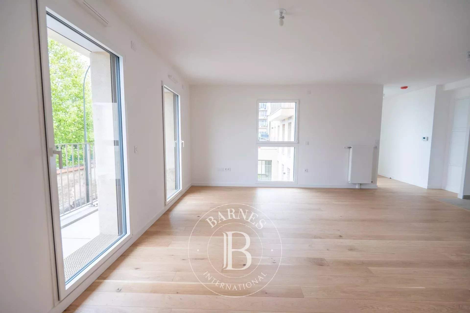 Saint-Germain-en-Laye  - Appartement 2 Pièces, 1 Chambre - picture 2