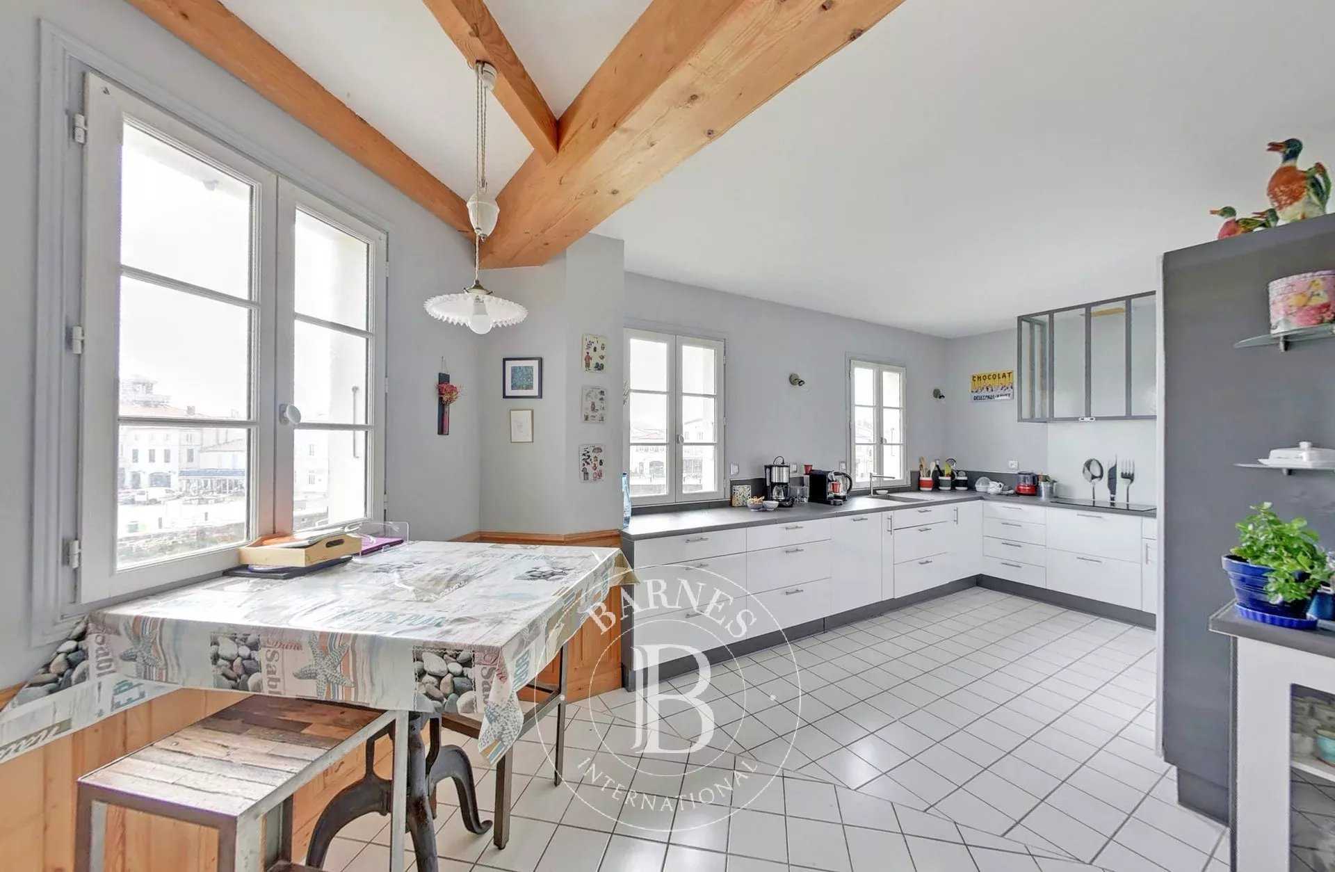 Saint-Martin-de-Ré  - Appartement 6 Pièces 3 Chambres