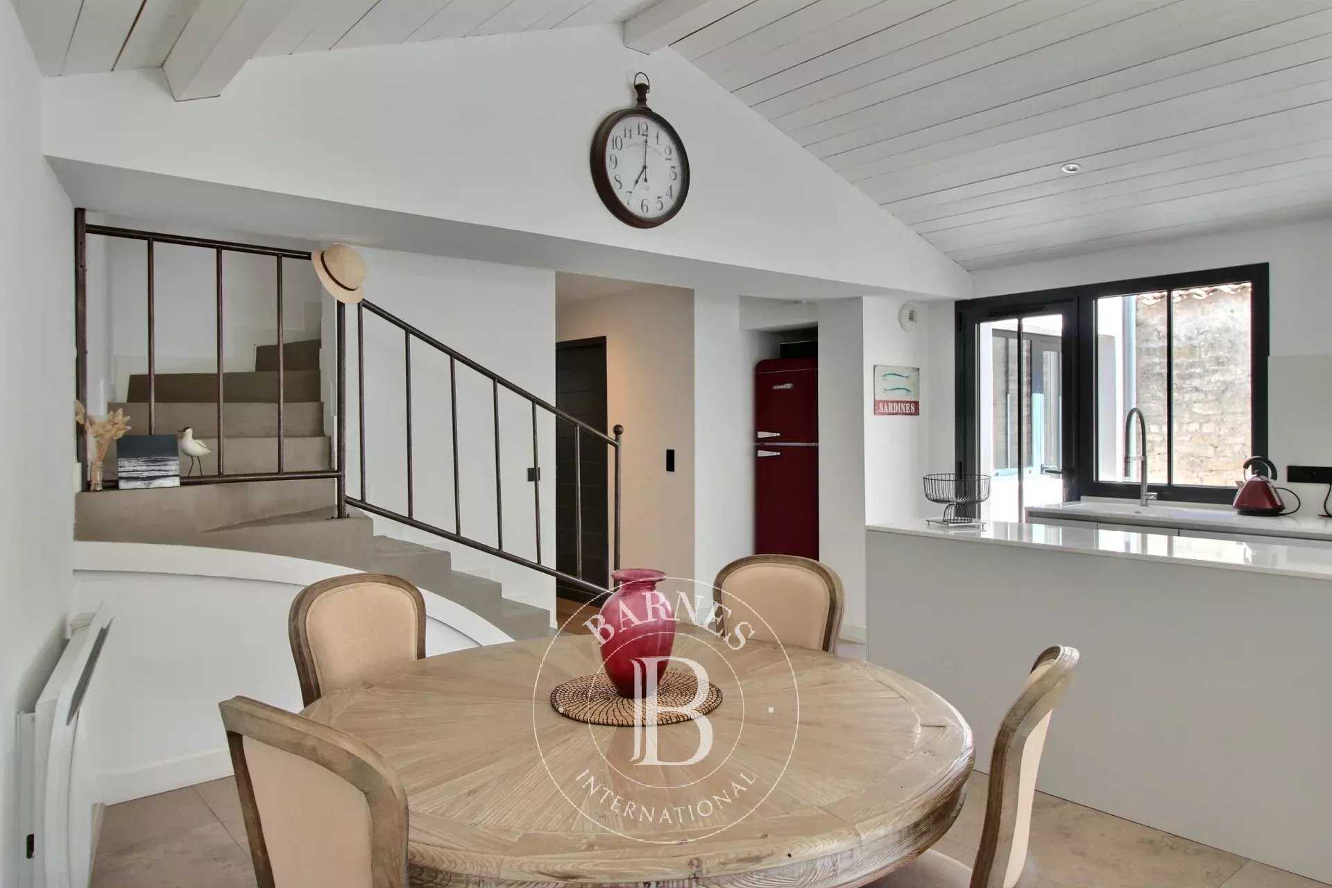 La Flotte  - Maison 5 Pi&egrave;ces 3 Chambres