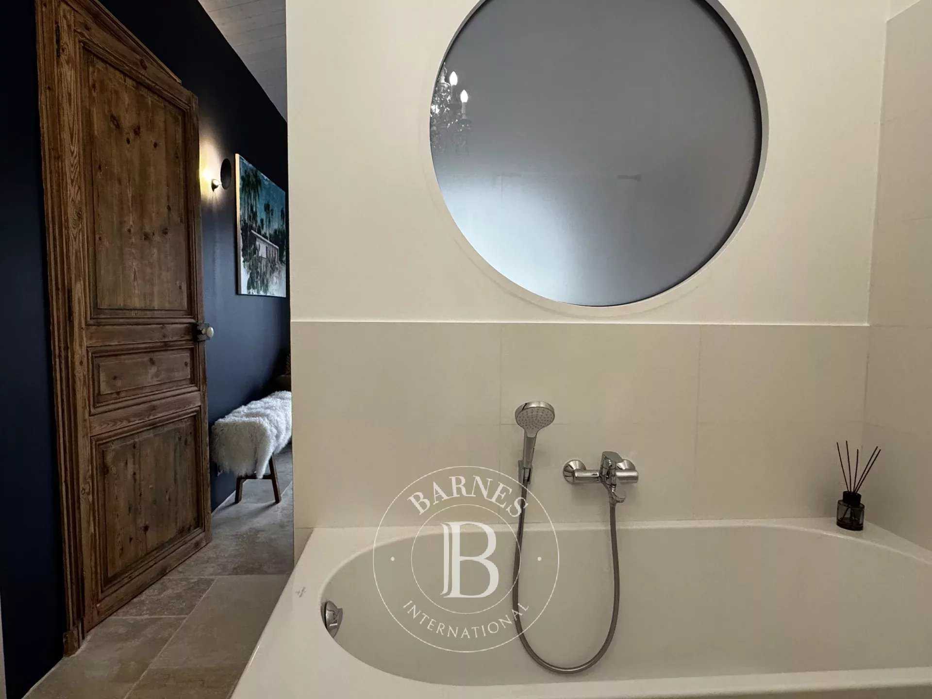 La Flotte  - Maison 5 Pi&egrave;ces 4 Chambres