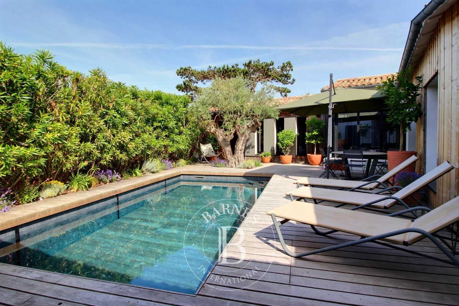 Le Bois-Plage-en-Ré  - Maison 9 Pi&egrave;ces 5 Chambres