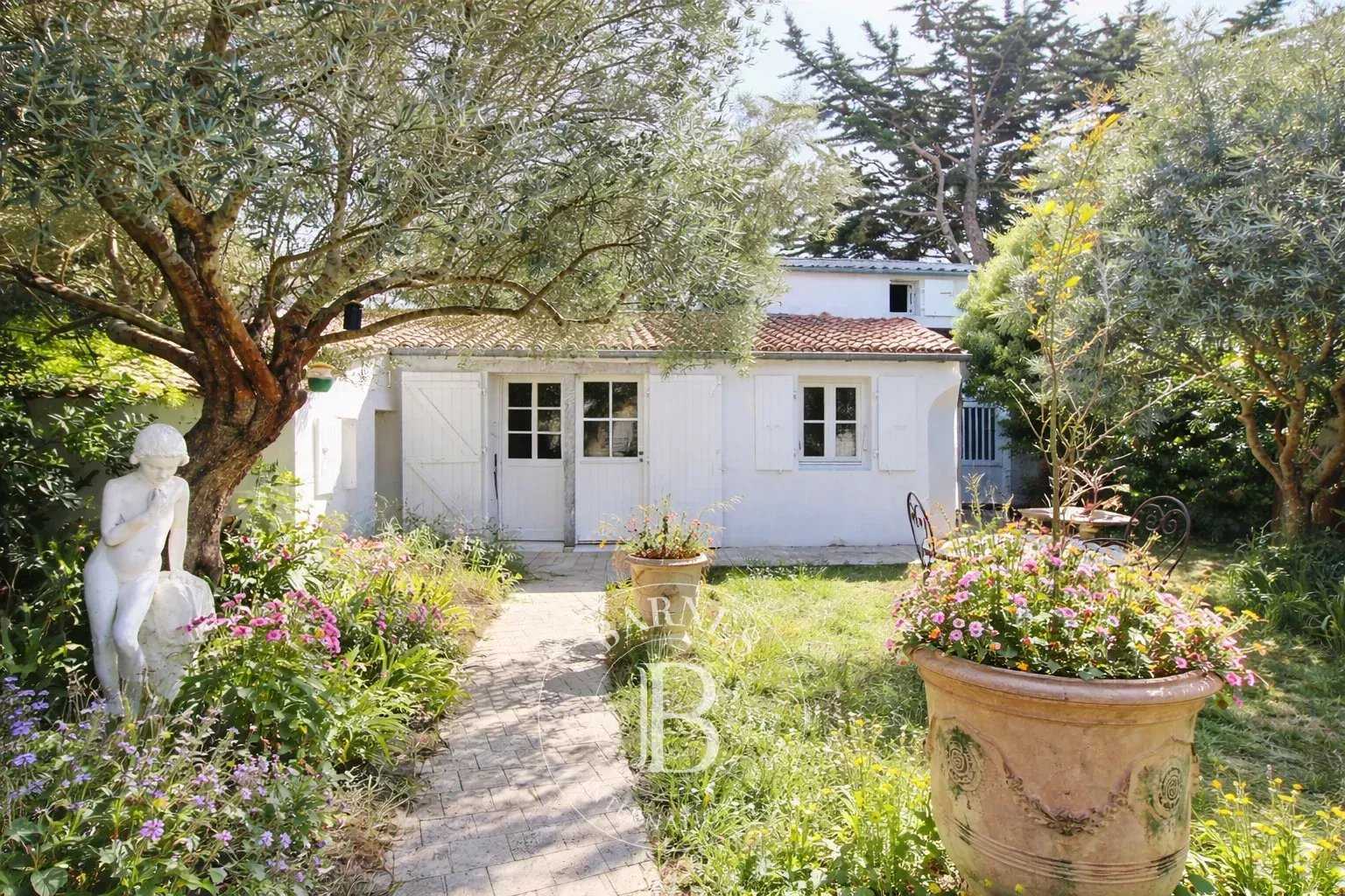 Le Bois-Plage-en-Ré  - House 4 Bedrooms