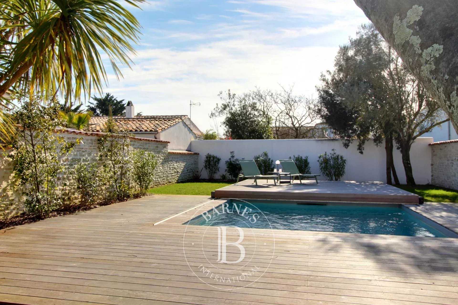 Le Bois-Plage-en-Ré  - Maison 8 Pi&egrave;ces 6 Chambres