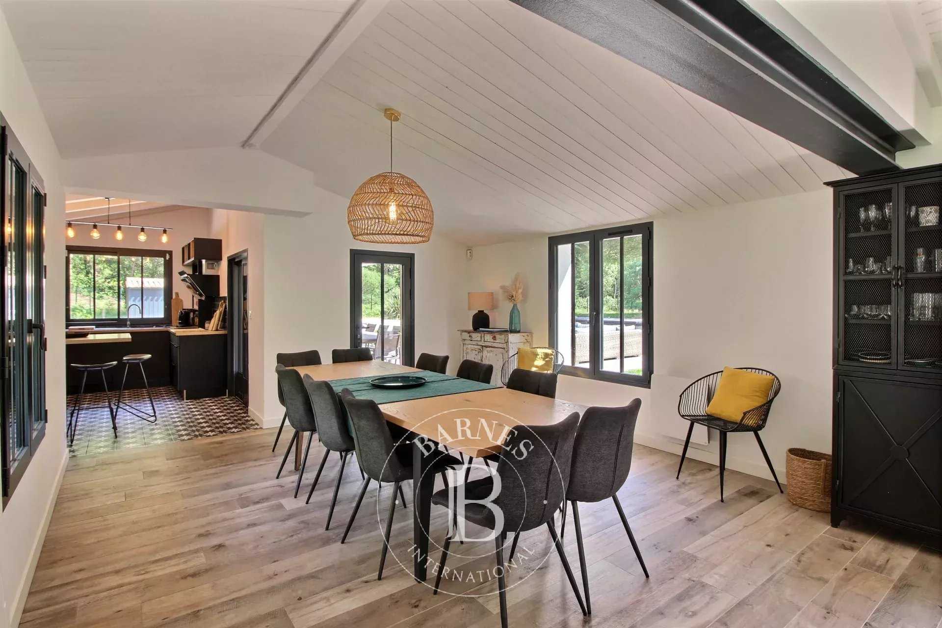 Le Bois-Plage-en-Ré  - Maison 6 Pièces 5 Chambres