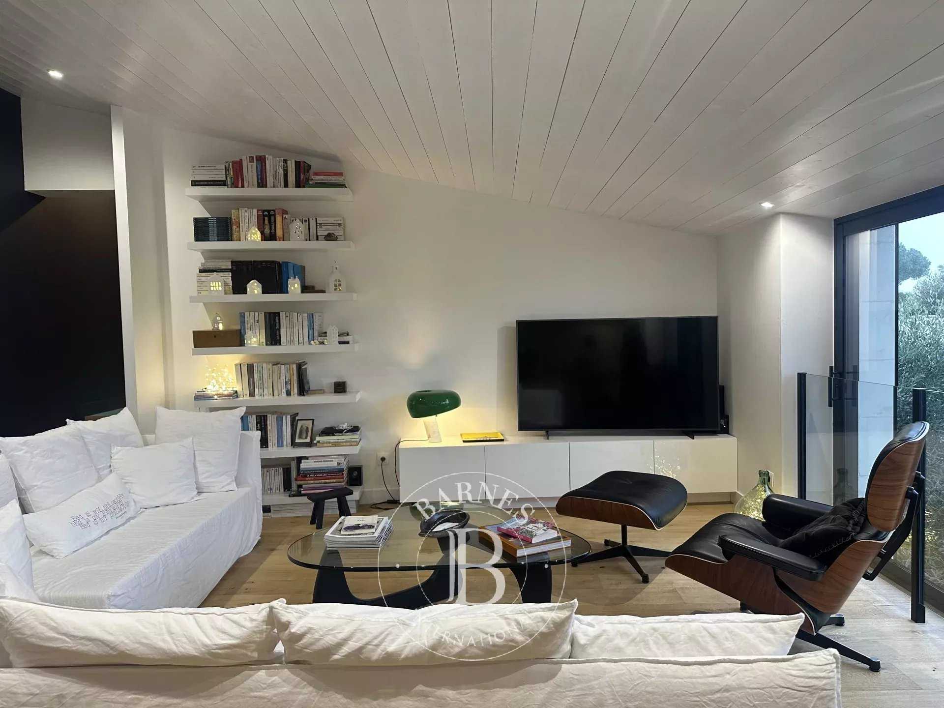 La Flotte  - Maison 5 Pi&egrave;ces 4 Chambres