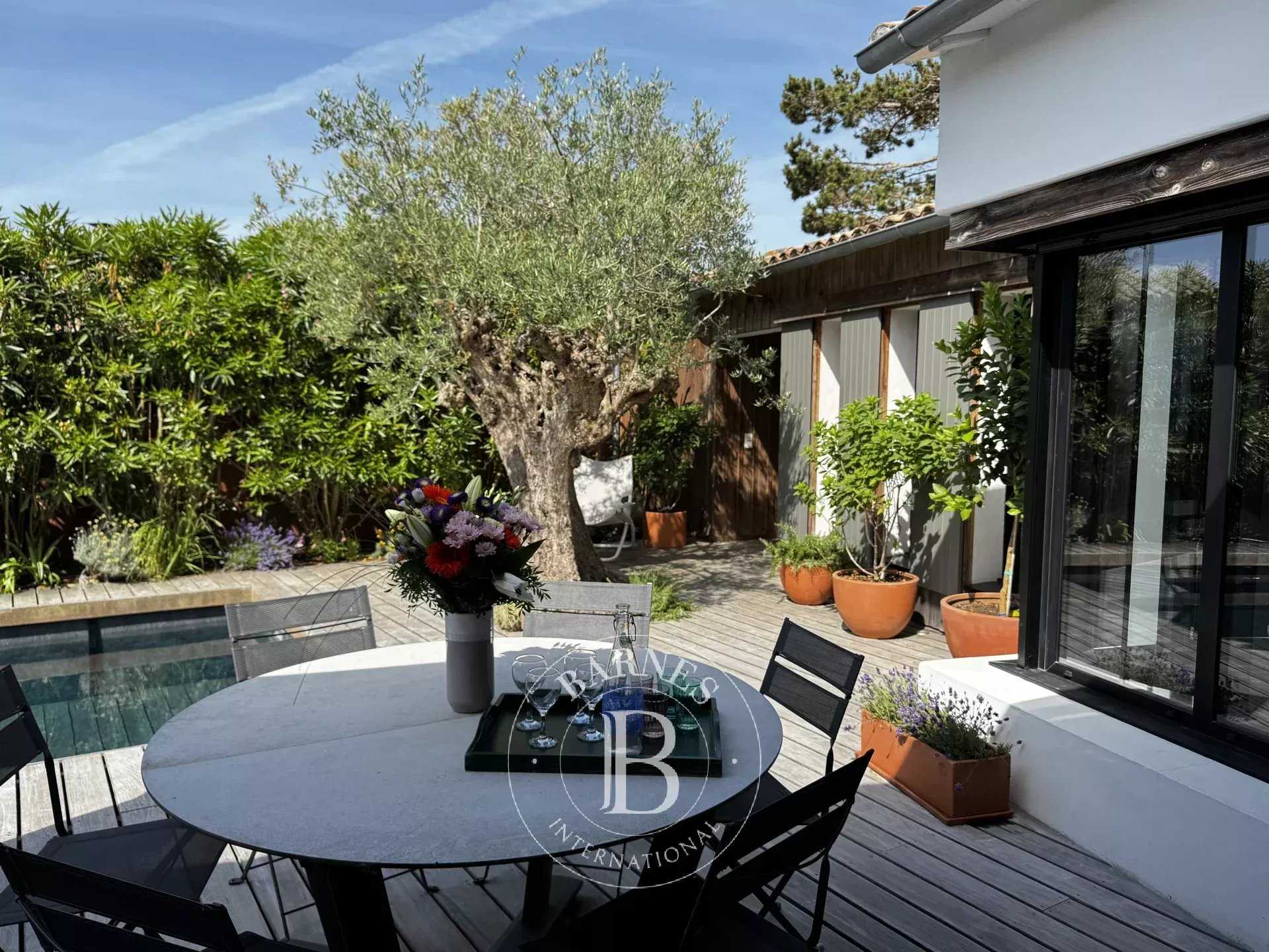 Le Bois-Plage-en-Ré  - Maison 9 Pi&egrave;ces 5 Chambres
