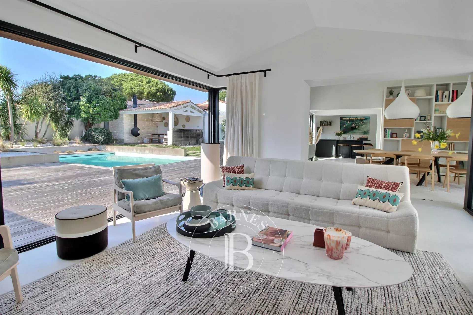 Le Bois-Plage-en-Ré  - Maison 9 Pi&egrave;ces 5 Chambres