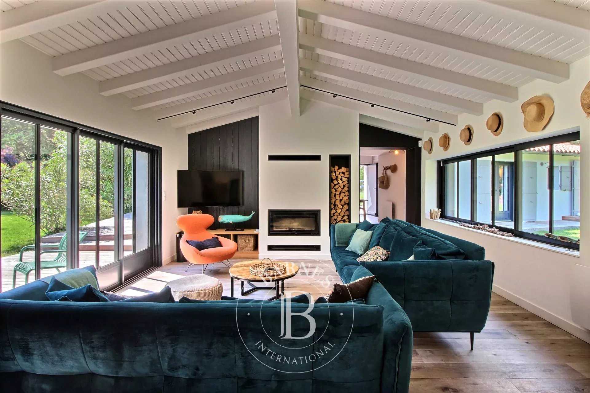 Le Bois-Plage-en-Ré  - Maison 6 Pièces 5 Chambres