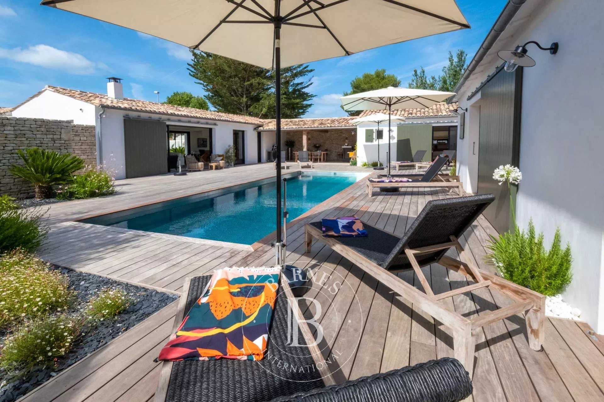 Le Bois-Plage-en-Ré  - Maison 8 Pi&egrave;ces 6 Chambres