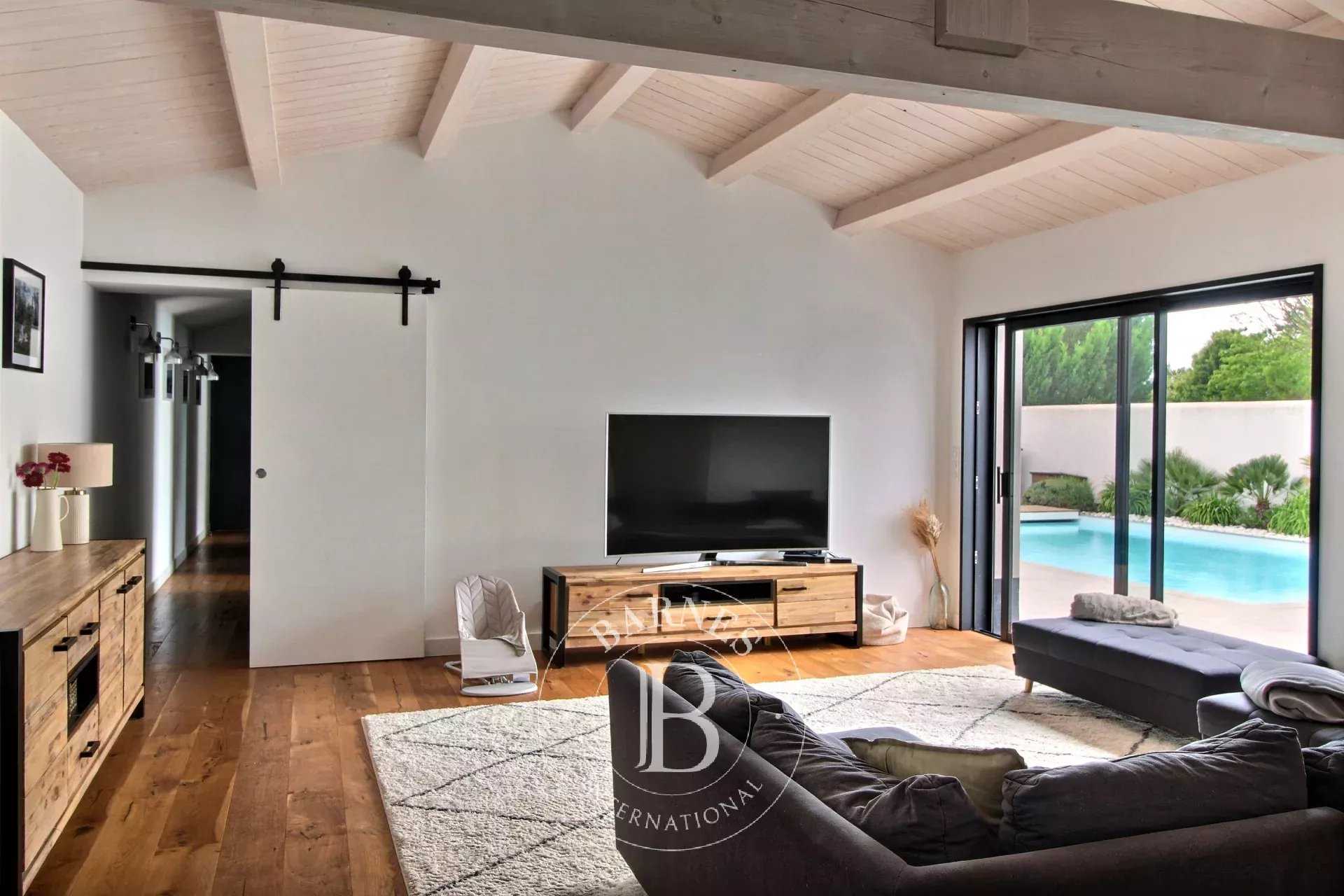 Rivedoux-Plage  - Maison 6 Pièces 3 Chambres