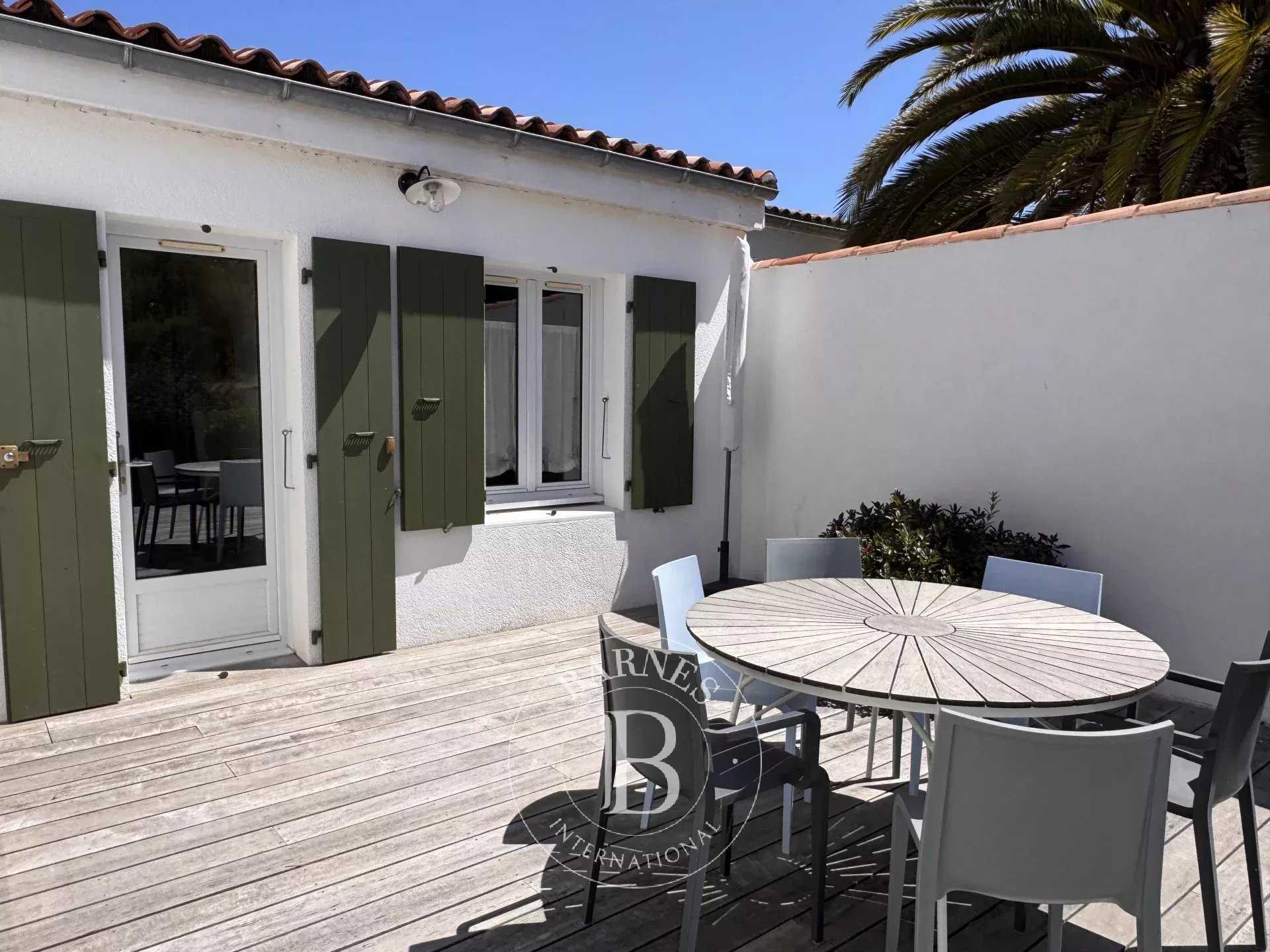 House Saint-Martin-de-Ré  -  ref 86113670 (picture 1)