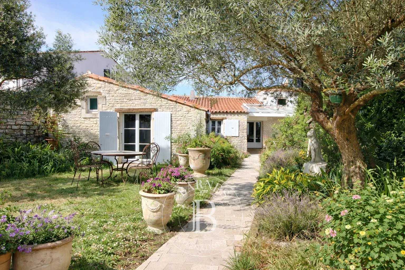 Le Bois-Plage-en-Ré  - House 4 Bedrooms