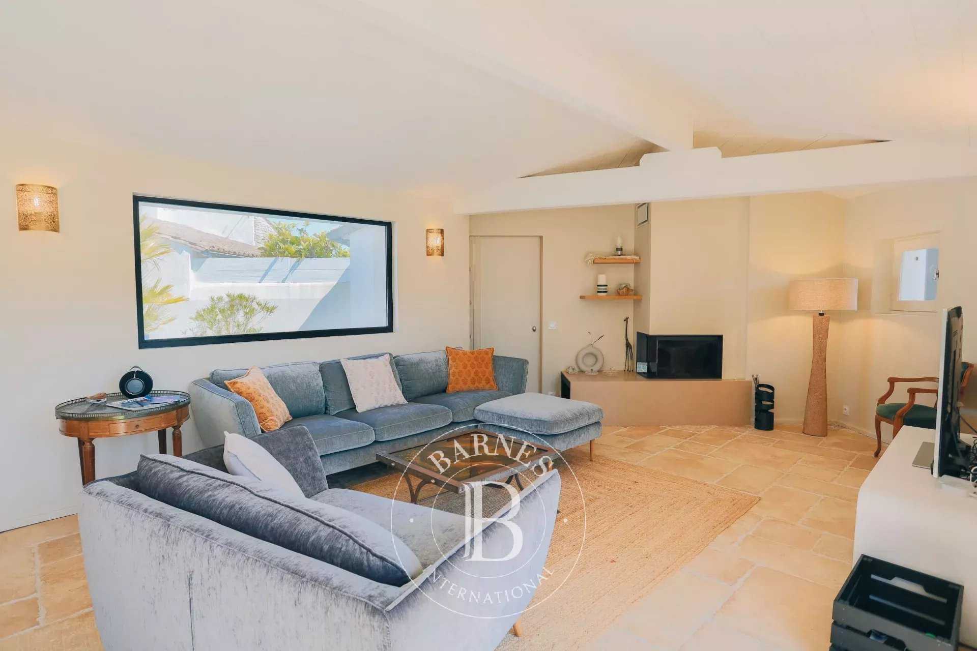 Villa Les Portes-en-Ré  -  ref 85864750 (picture 3)