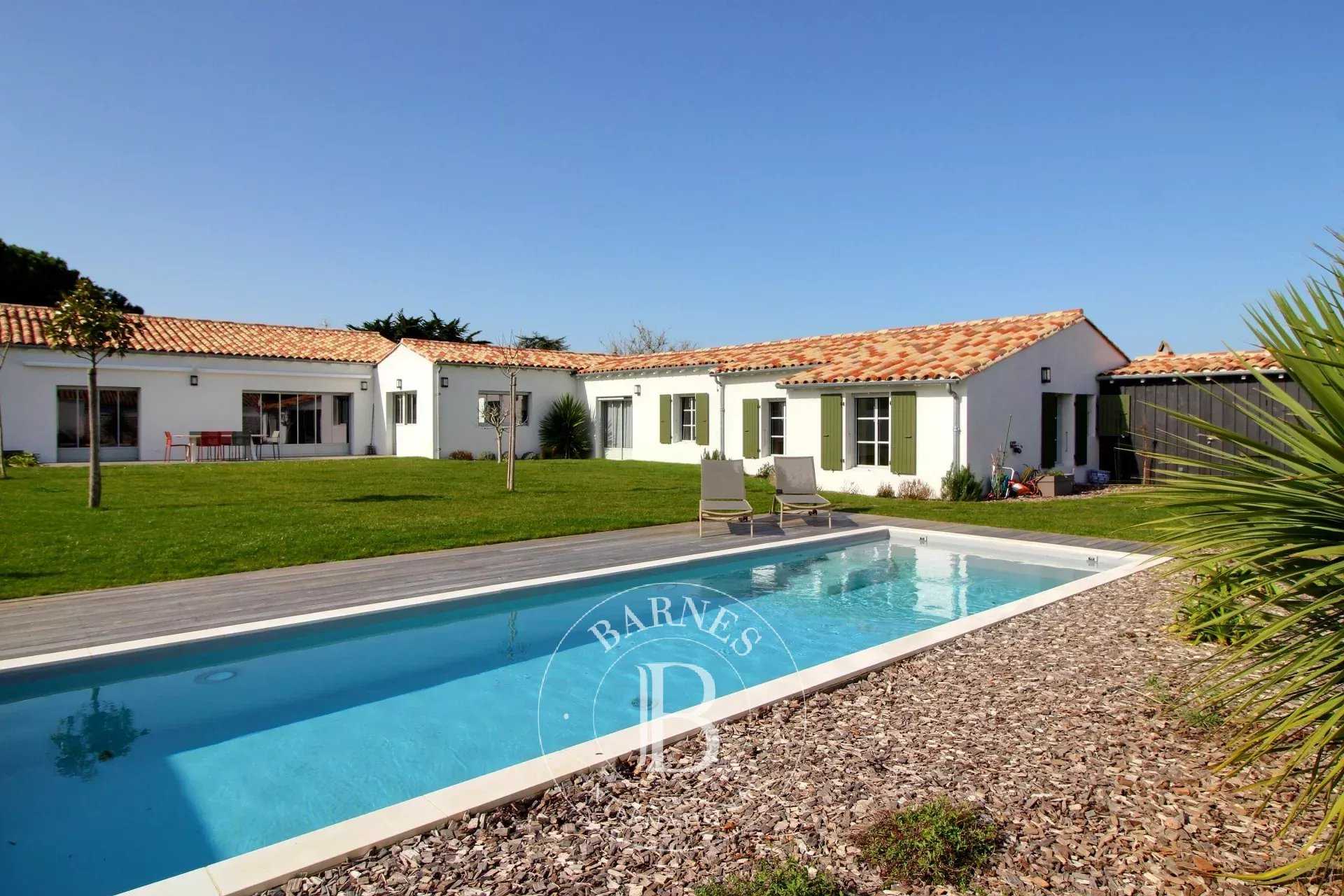 Casa Le Bois-Plage-en-Ré  -  ref 86491577 (picture 1)