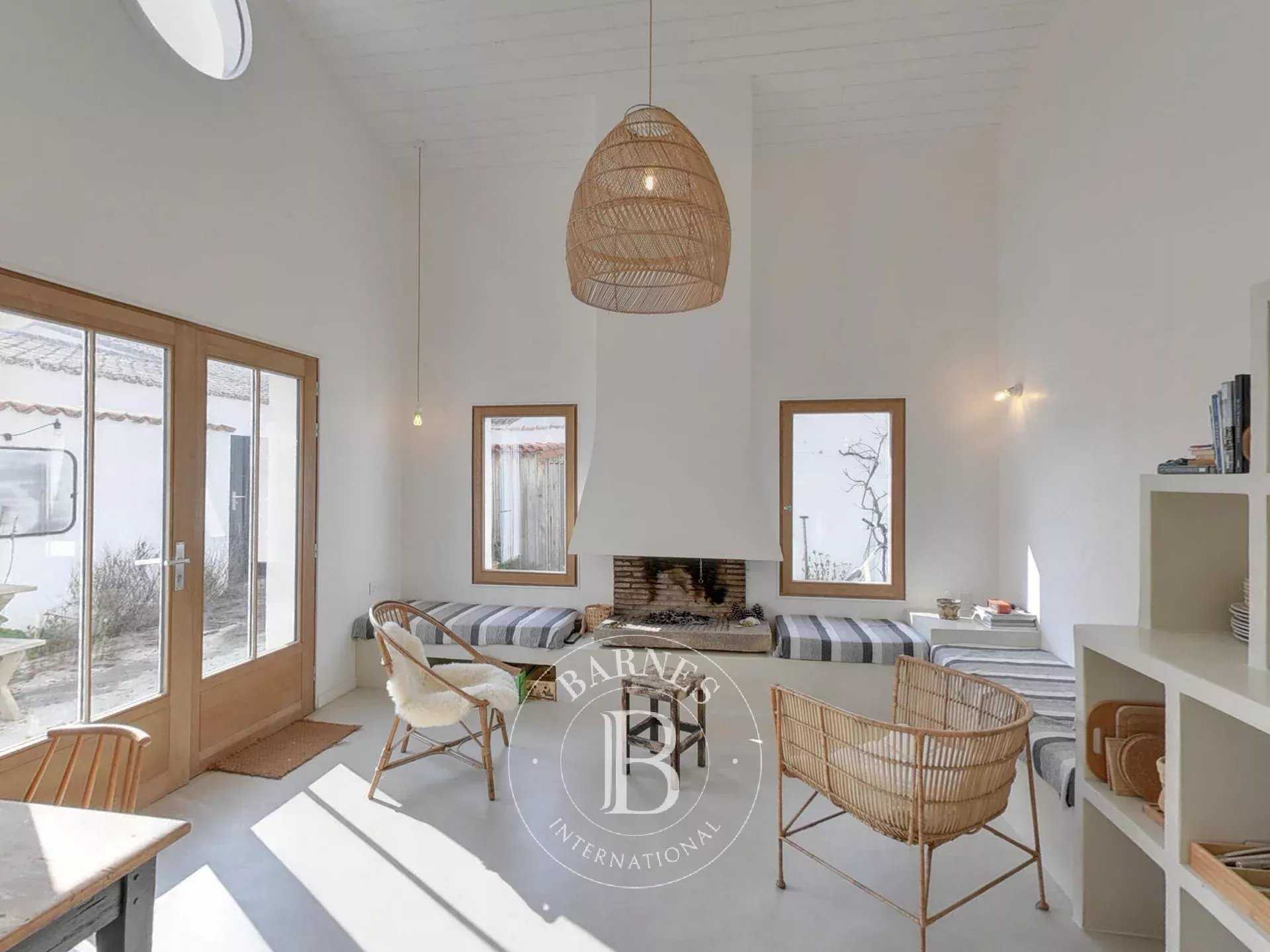 Maison Les Portes-en-Ré  -  ref 85704601 (picture 3)