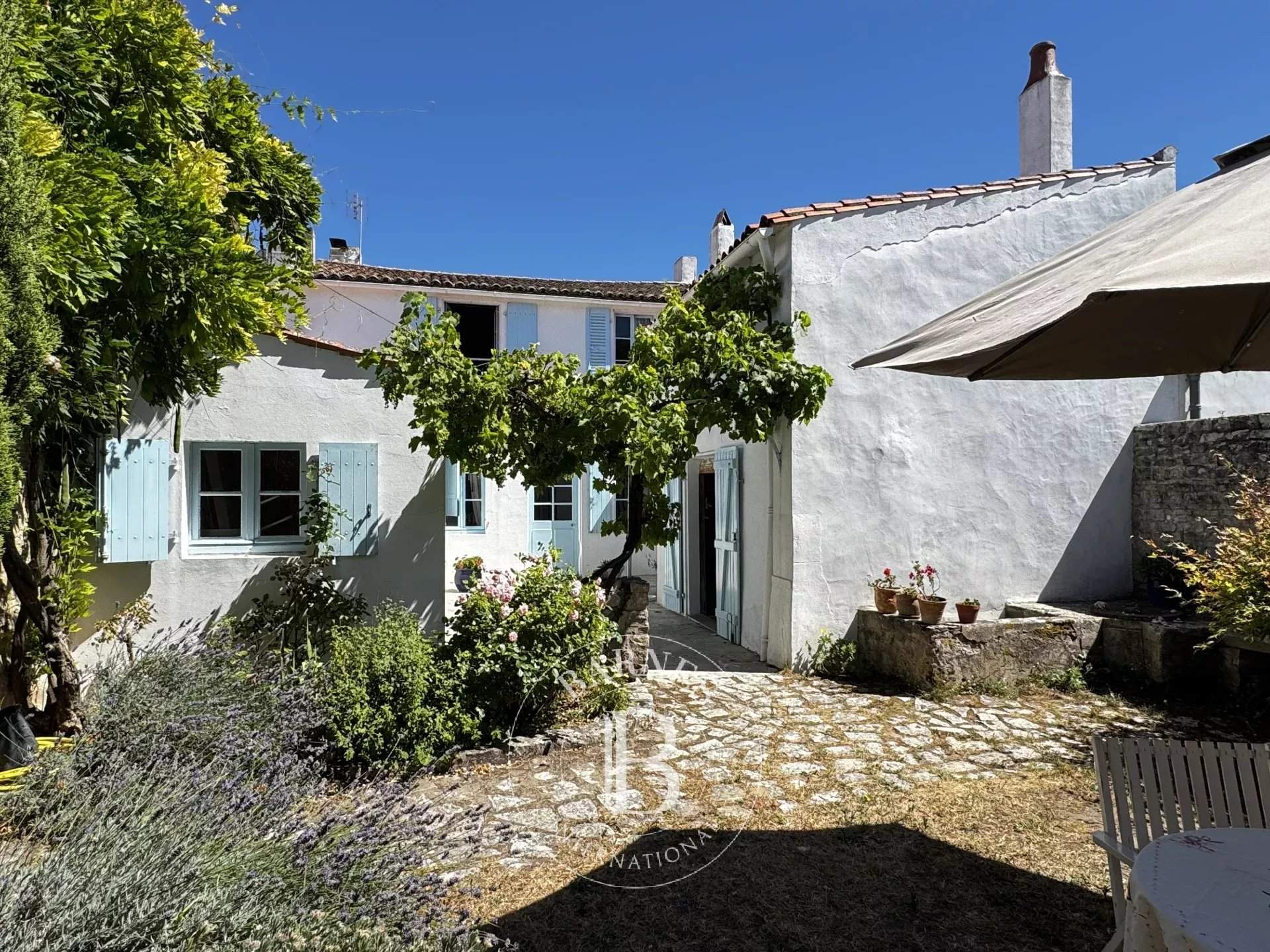 Ars-en-Ré  - Maison 9 Pi&egrave;ces 5 Chambres - picture 2