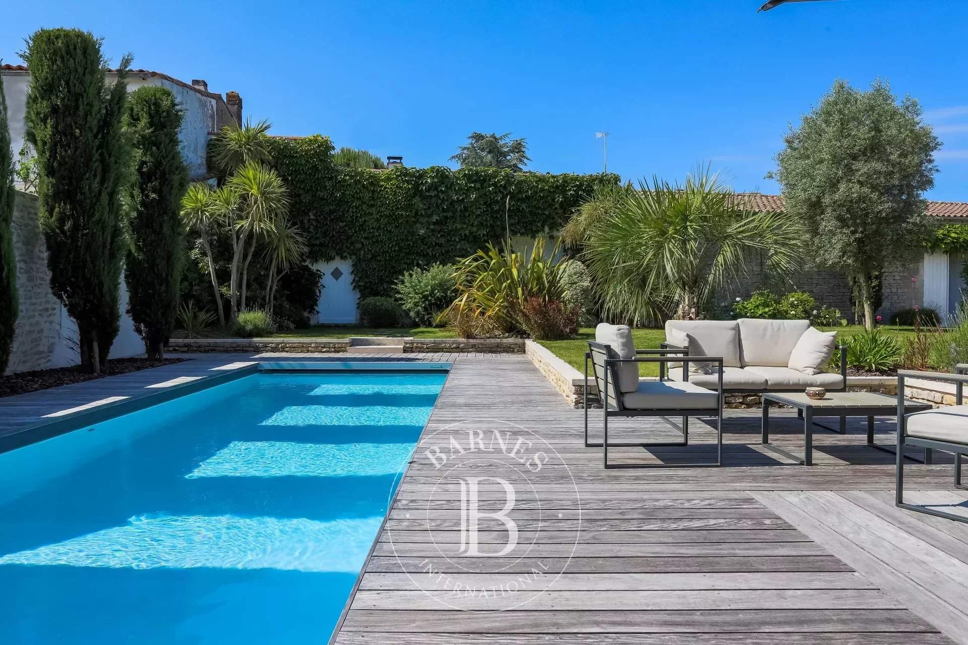 La Flotte  - Maison 9 Pi&egrave;ces 4 Chambres - picture 2