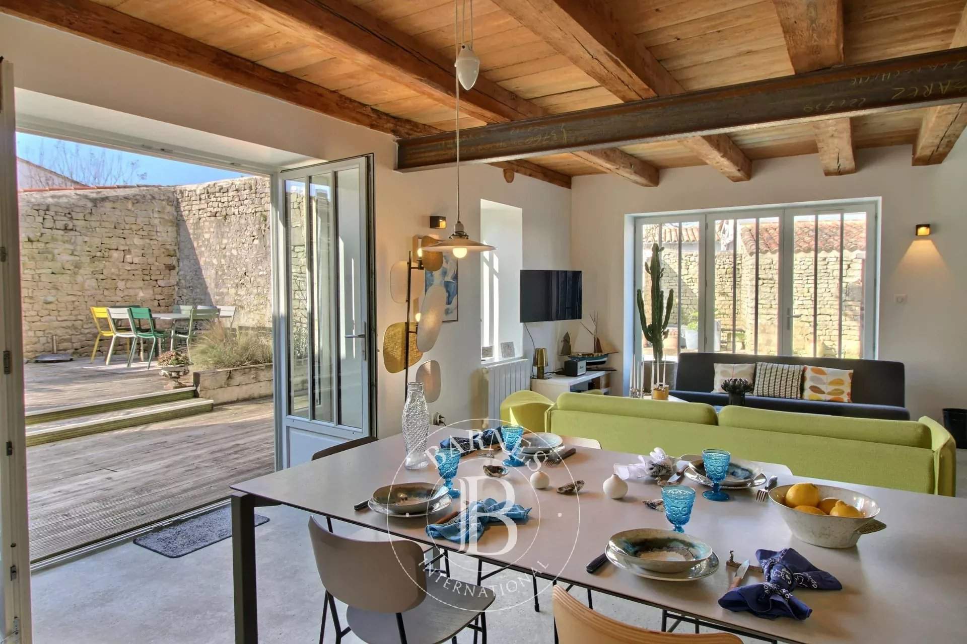 Sainte-Marie-de-Ré  - Maison 7 Pi&egrave;ces 5 Chambres - picture 9