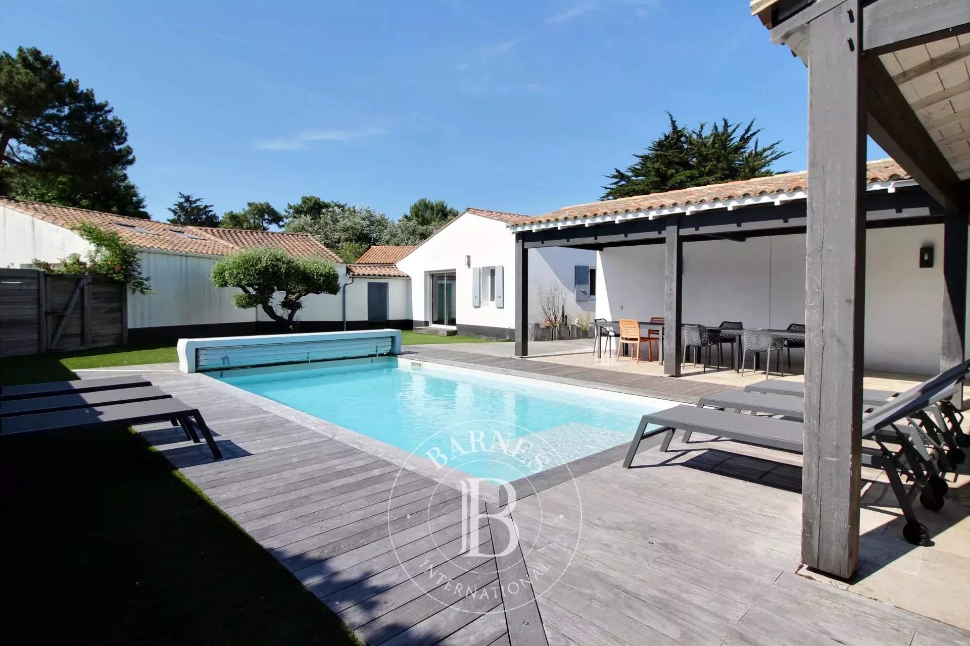 Rivedoux-Plage  - Maison 9 Pièces 5 Chambres - picture 10