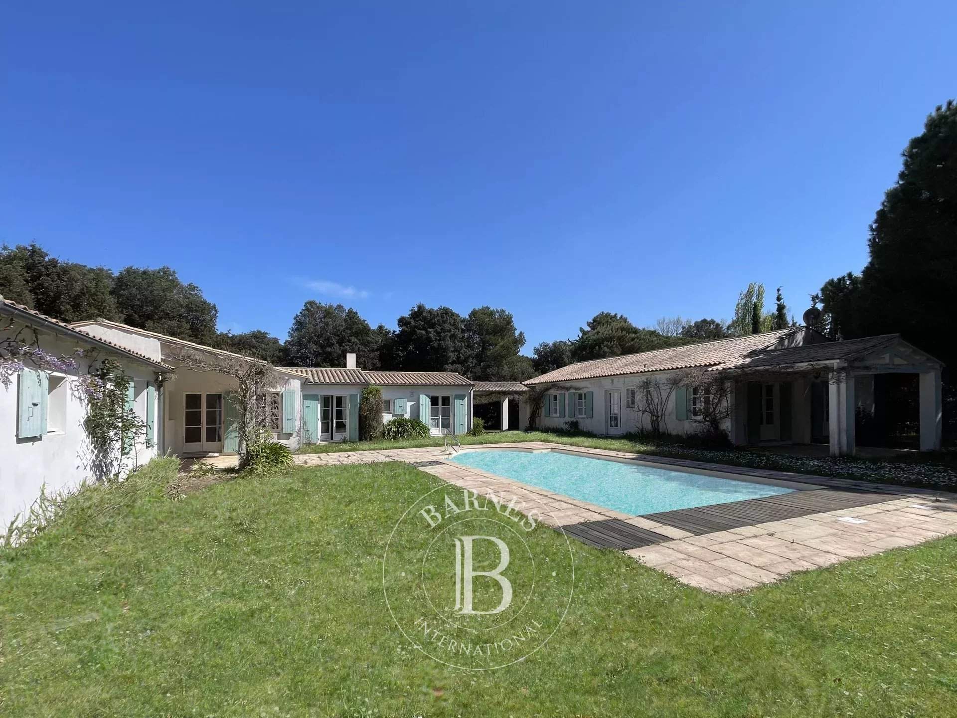 Les Portes-en-Ré  - House  - picture 1