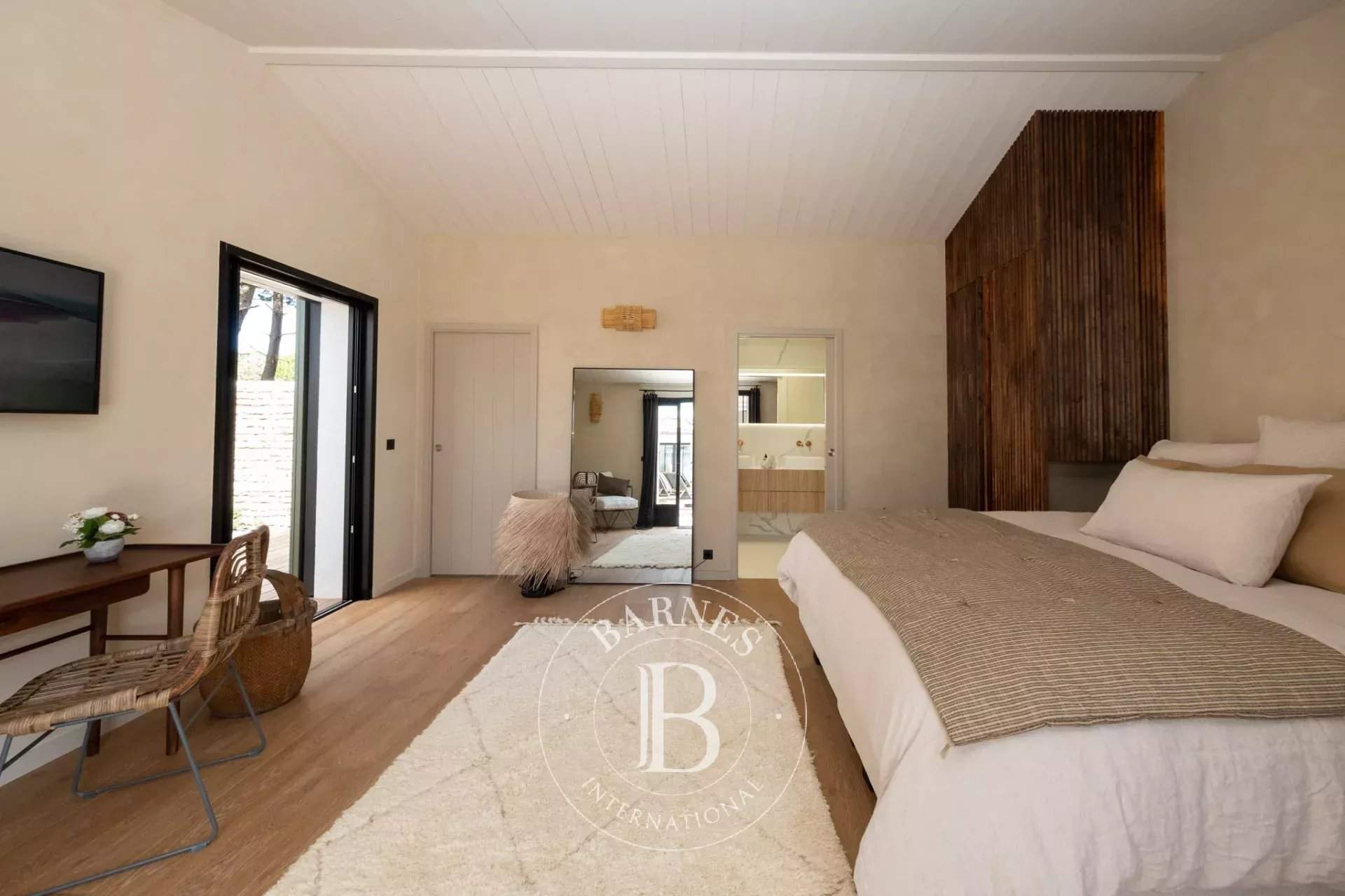 Le Bois-Plage-en-Ré  - Maison 8 Pi&egrave;ces 6 Chambres - picture 9
