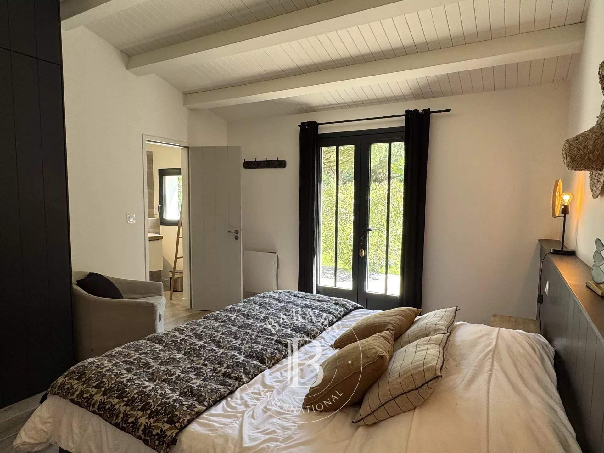 Le Bois-Plage-en-Ré  - Maison 6 Pièces 5 Chambres - picture 9