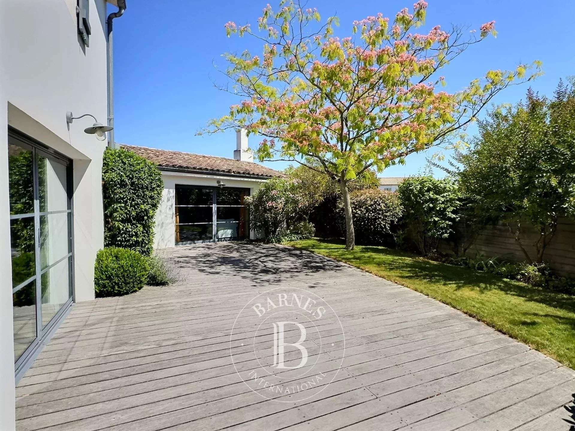 La Flotte  - House 6 Bedrooms - picture 2