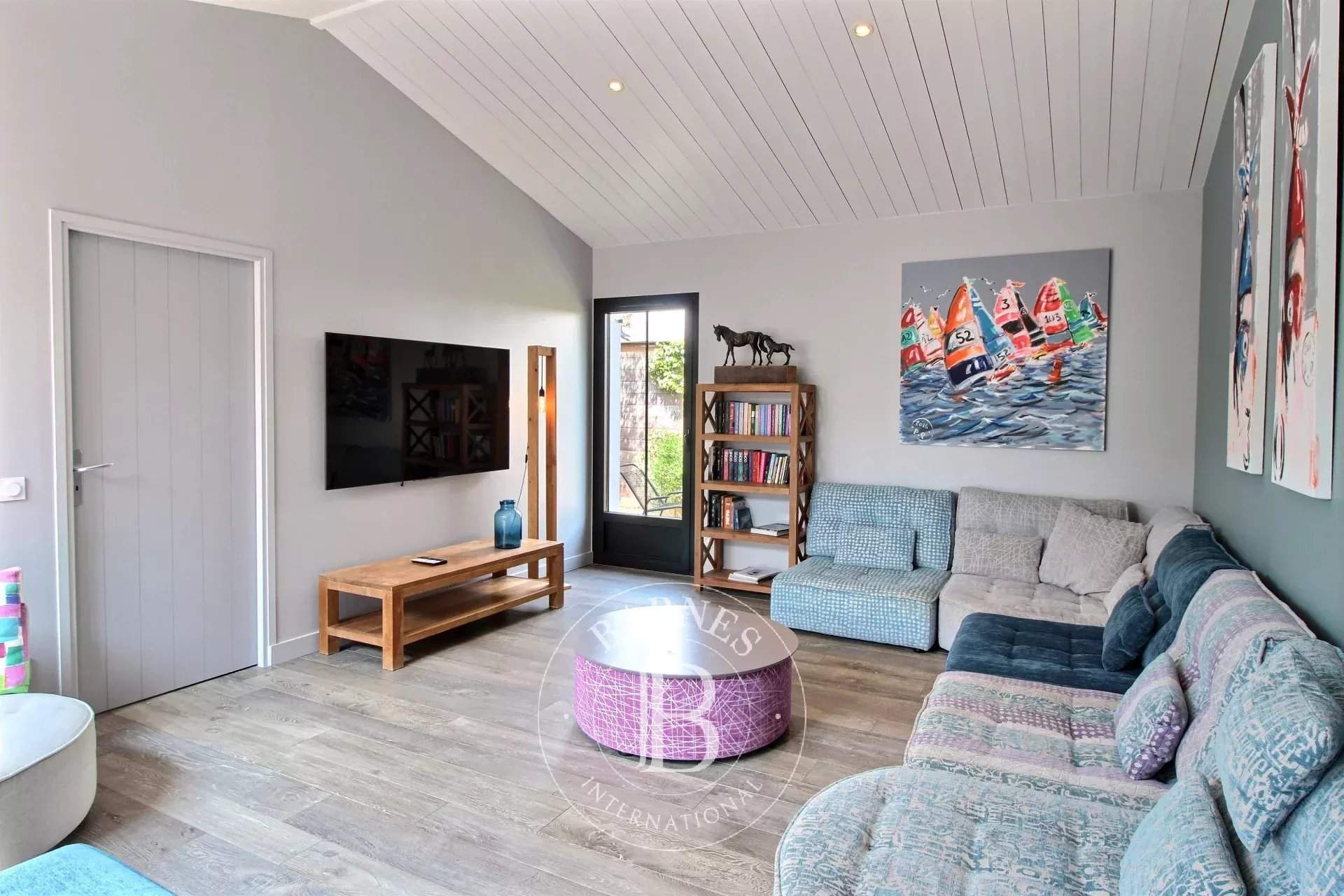 Le Bois-Plage-en-Ré  - Maison 9 Pièces 5 Chambres - picture 9