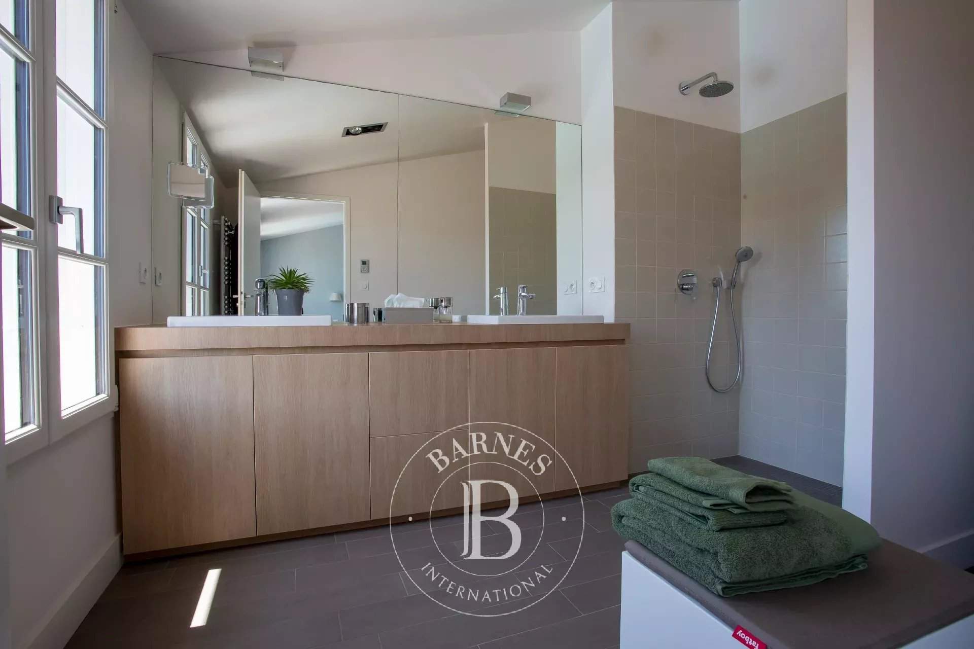 La Flotte  - Maison 9 Pi&egrave;ces 4 Chambres - picture 9