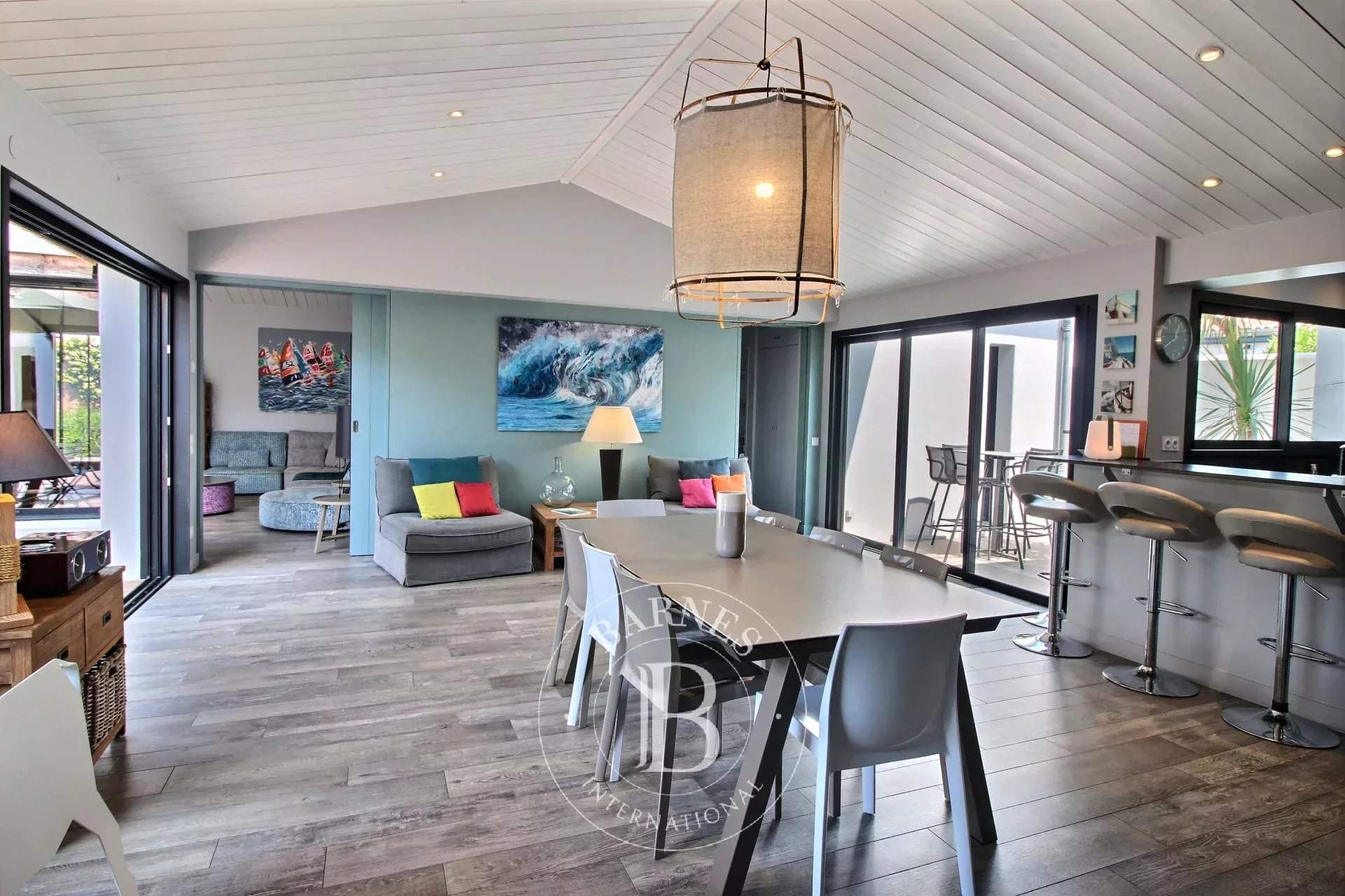 Le Bois-Plage-en-Ré  - Maison 9 Pièces 5 Chambres - picture 4