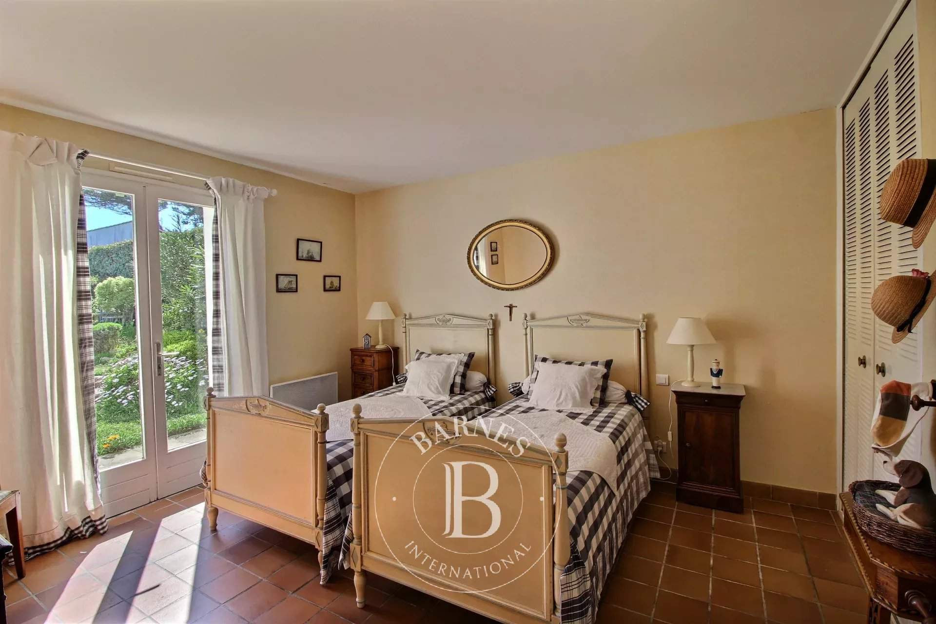 Sainte-Marie-de-Ré  - Maison 5 Pi&egrave;ces 3 Chambres - picture 5