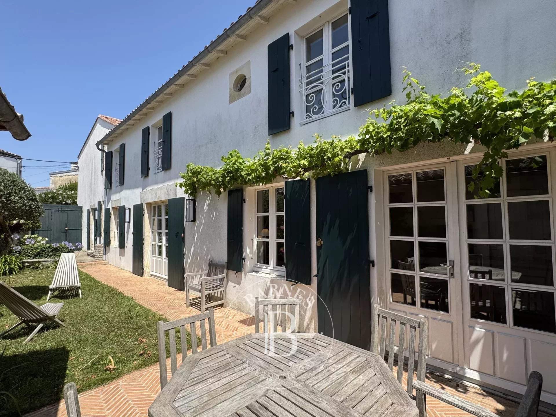 La Couarde-sur-Mer  - House 6 Bedrooms - picture 1