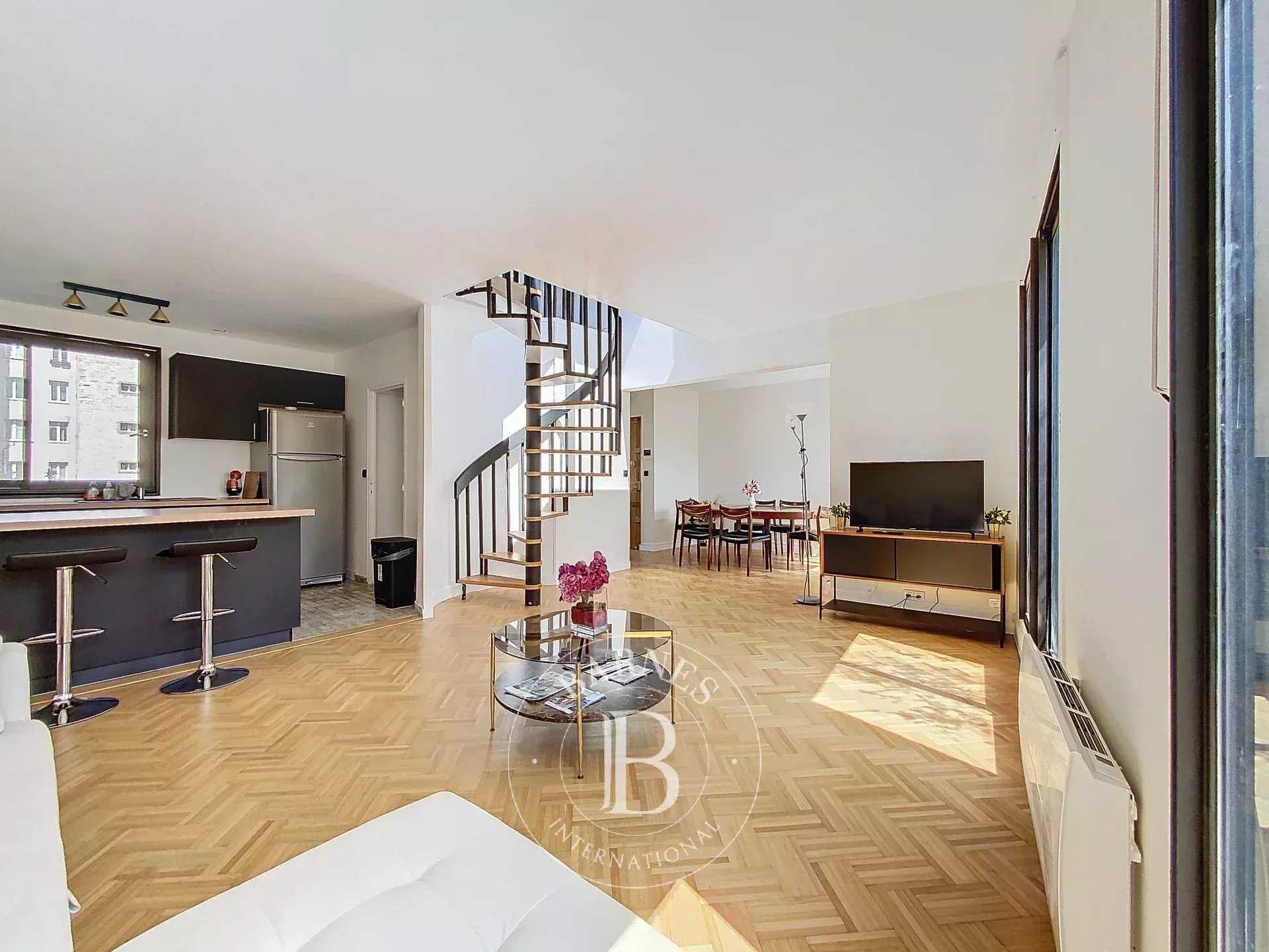 Paris  - Apartment 2 Bedrooms