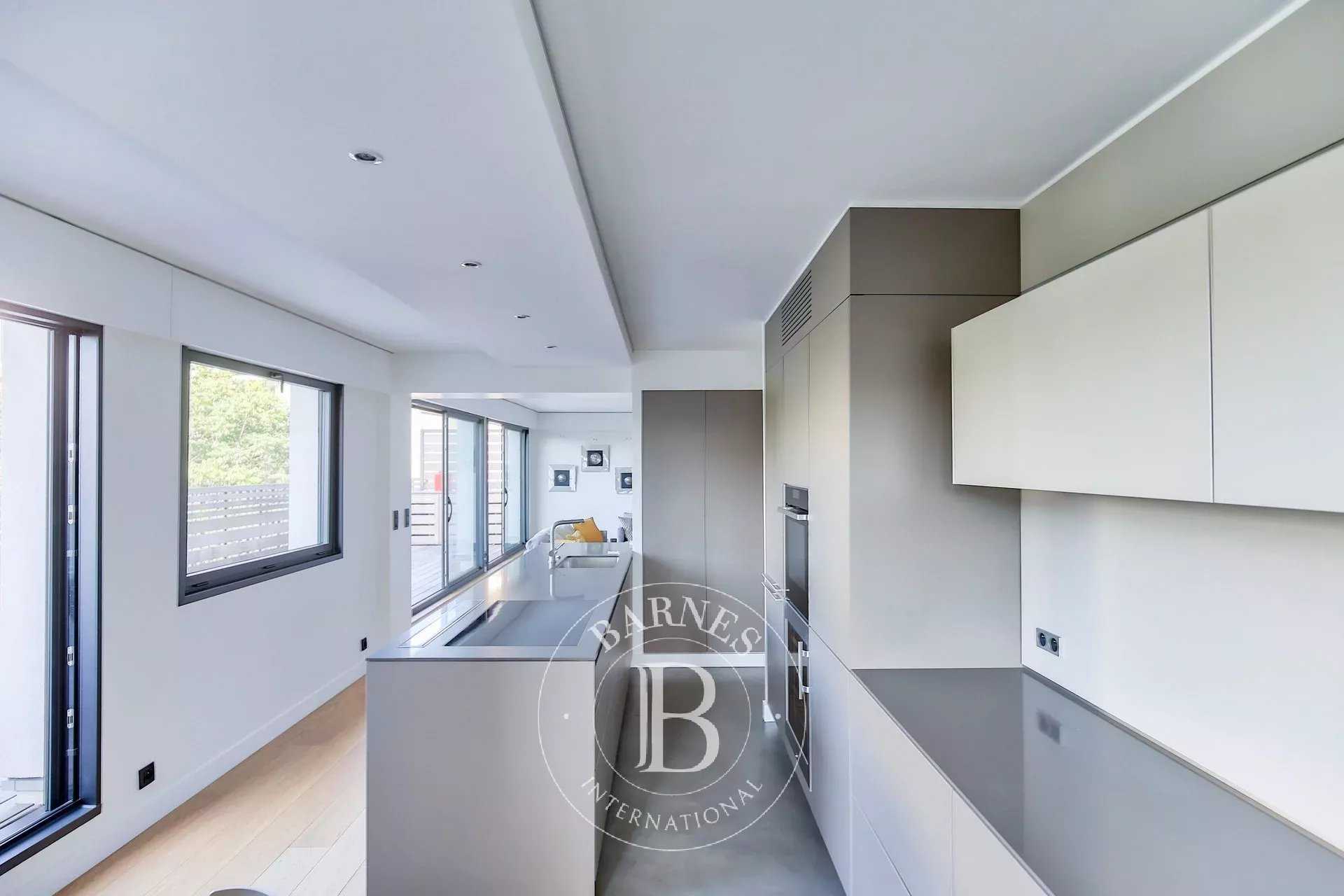 Paris  - Piso 4 Cuartos 2 Habitaciones