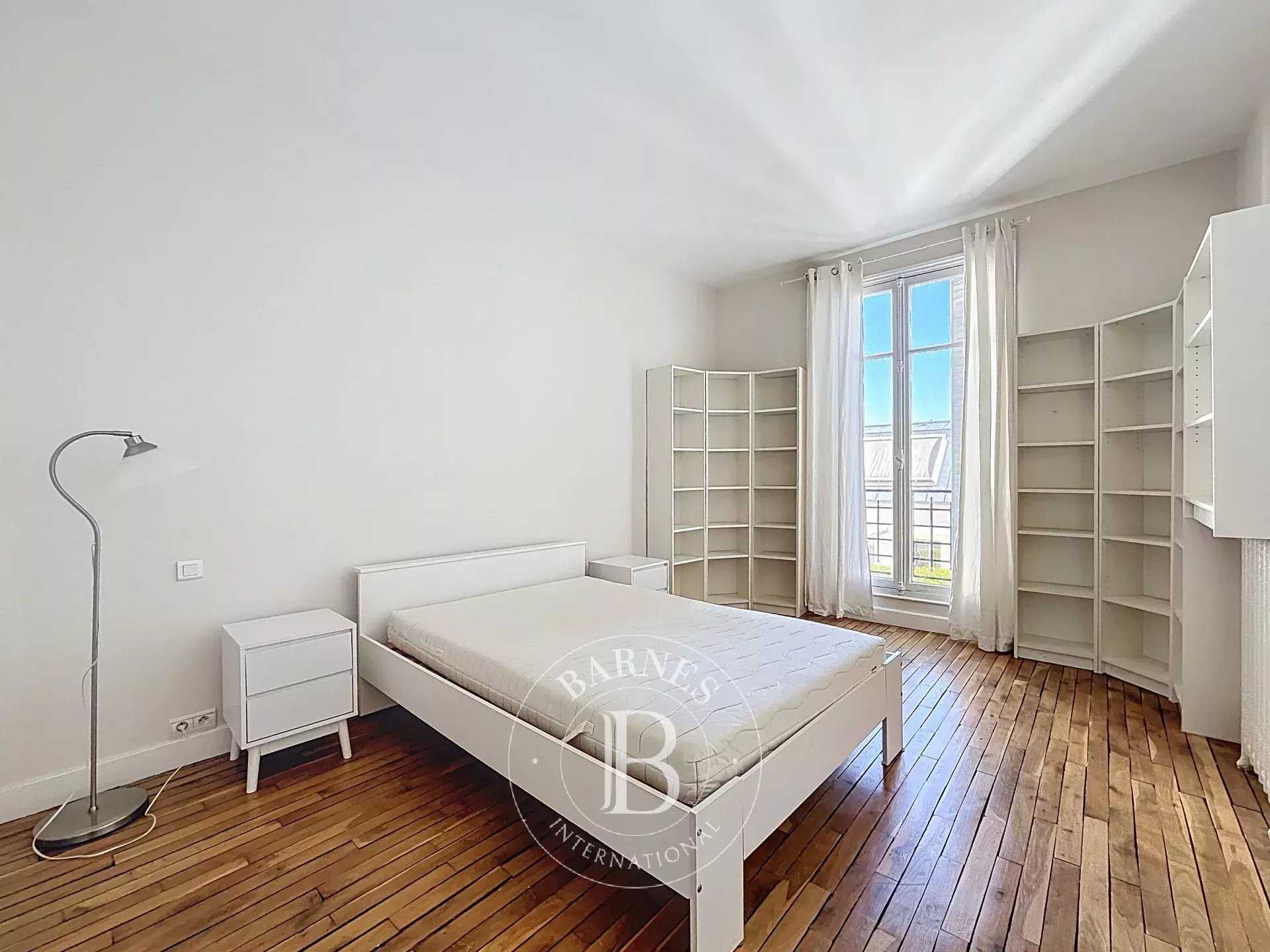 Paris  - Piso 5 Cuartos 3 Habitaciones
