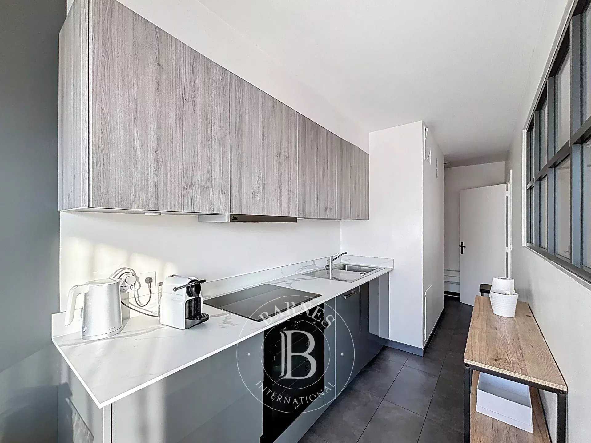 Paris  - Piso 2 Cuartos, 1 Habitacion