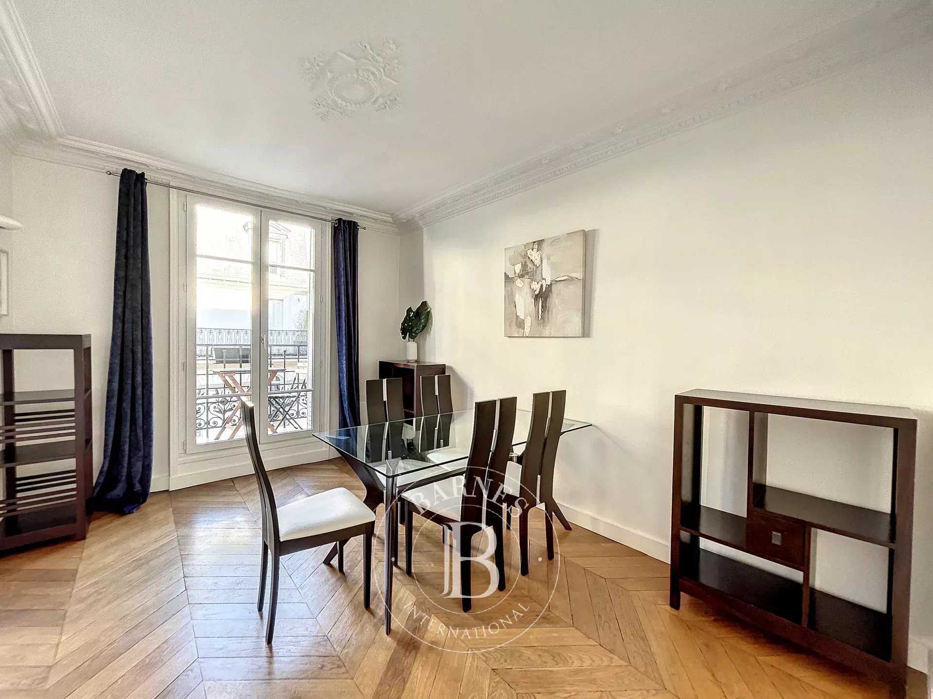 Paris  - Appartement 2 Pi&egrave;ces, 1 Chambre