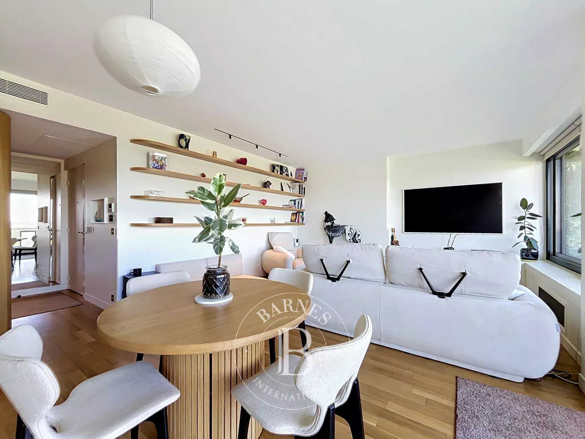 Paris  - Piso 4 Cuartos 2 Habitaciones