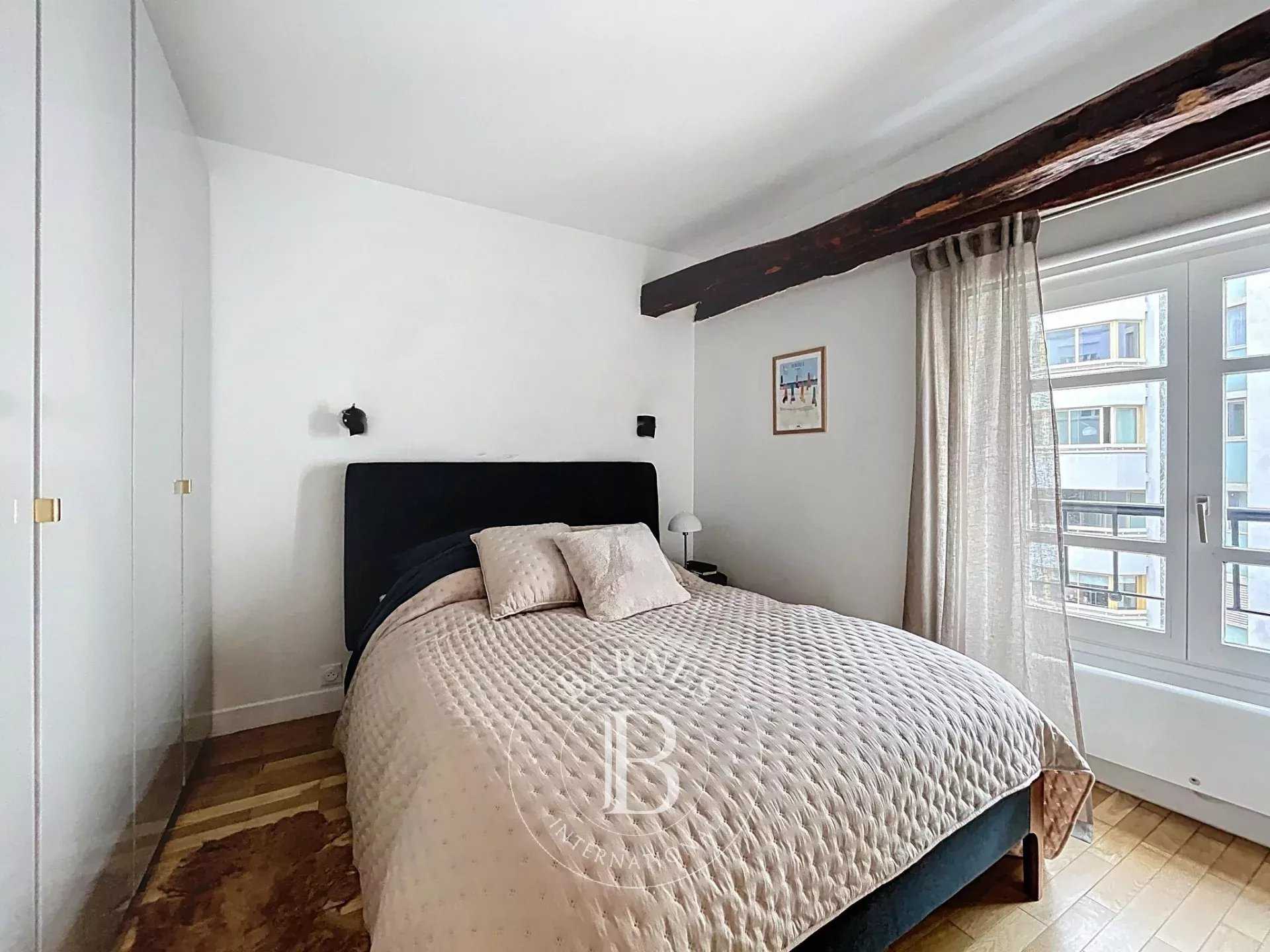 Paris  - Piso 2 Cuartos, 1 Habitacion