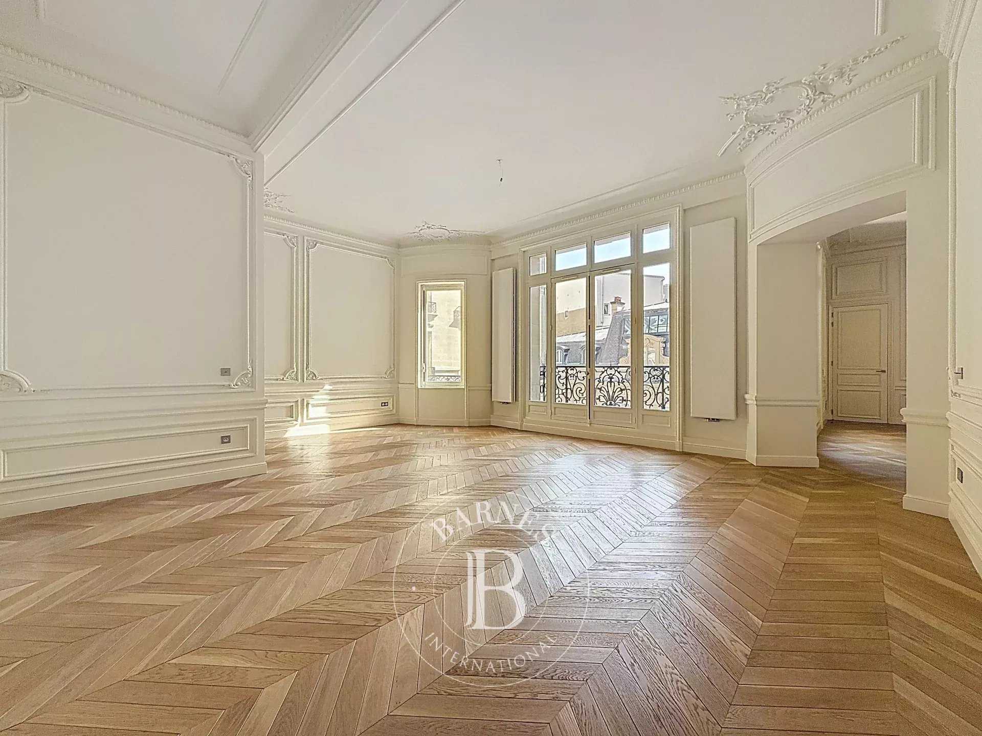 Paris  - Apartment 3 Bedrooms