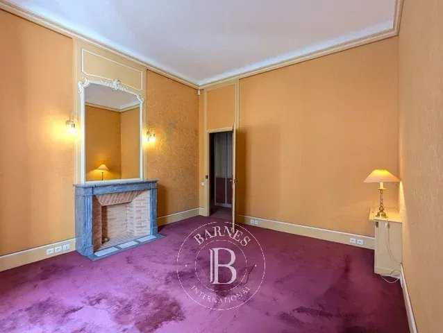 Paris  - Appartement 4 Pièces, 1 Chambre